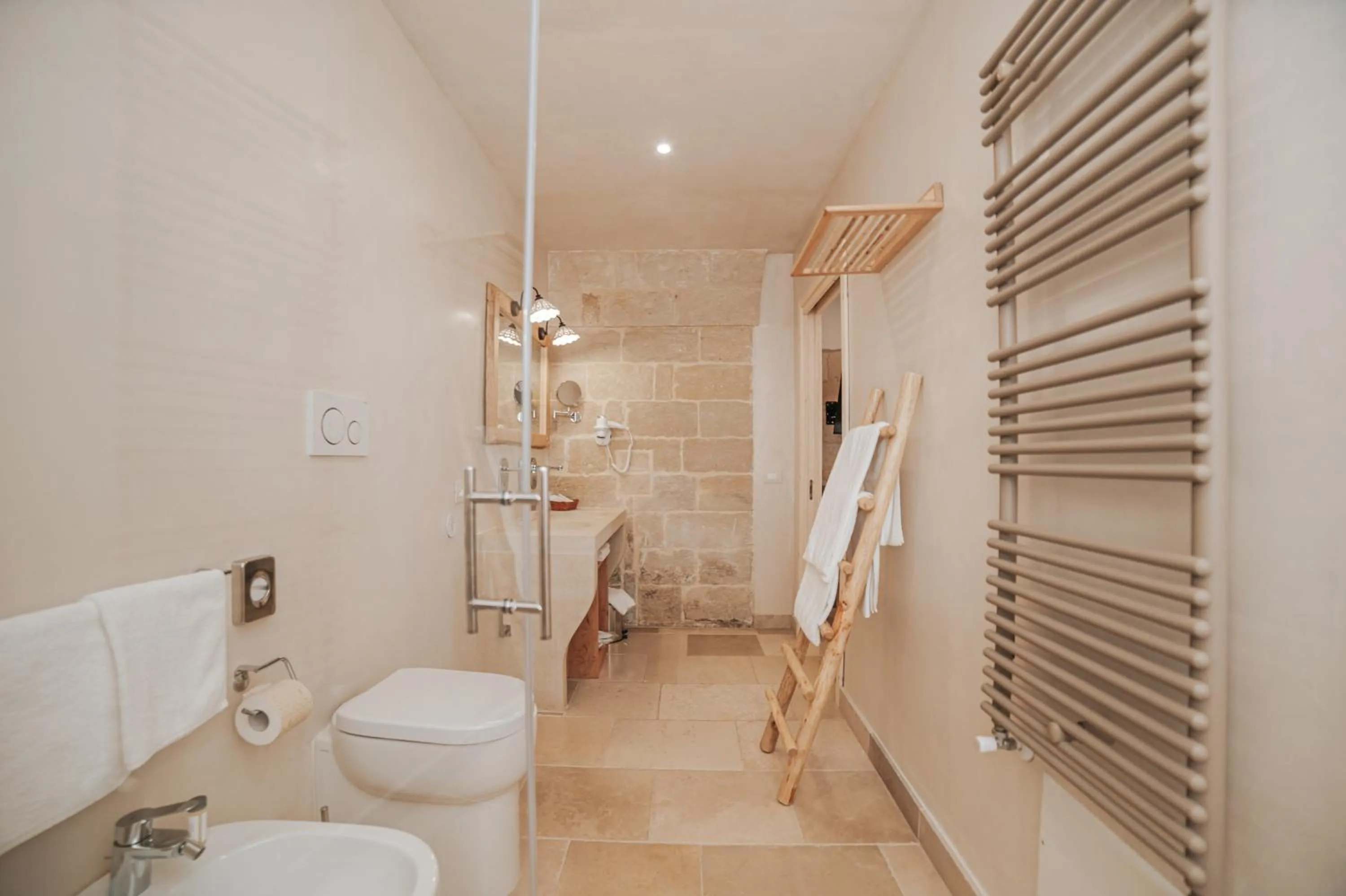 Bathroom in Masseria Longa Boutique Hotel