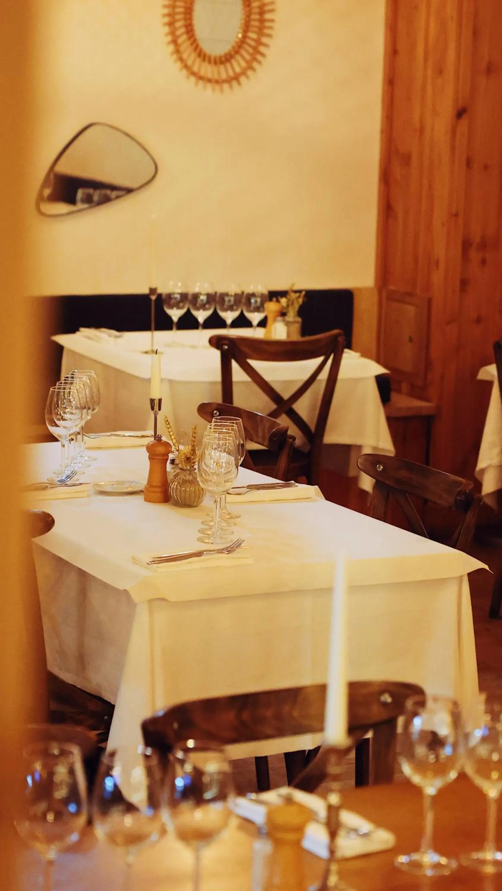 Restaurant/places to eat in Résidence Les Suites du Port - by Le Saint Ferdinand