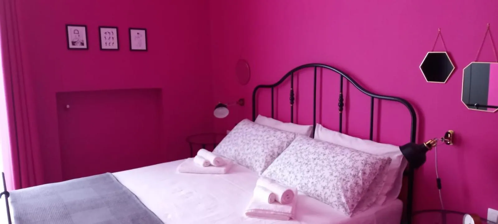 Bed in B&B Stella Scugnizza