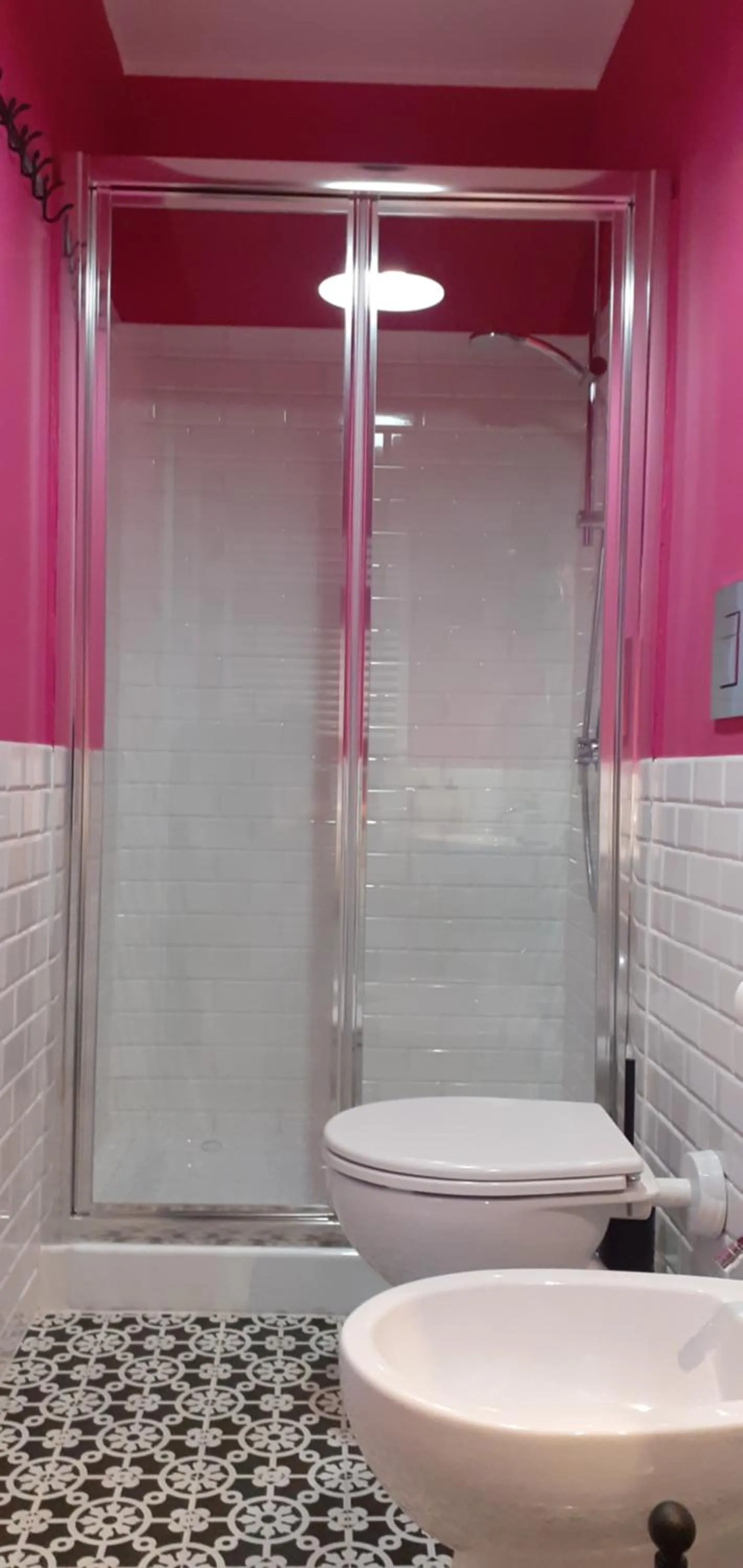 Shower in B&B Stella Scugnizza