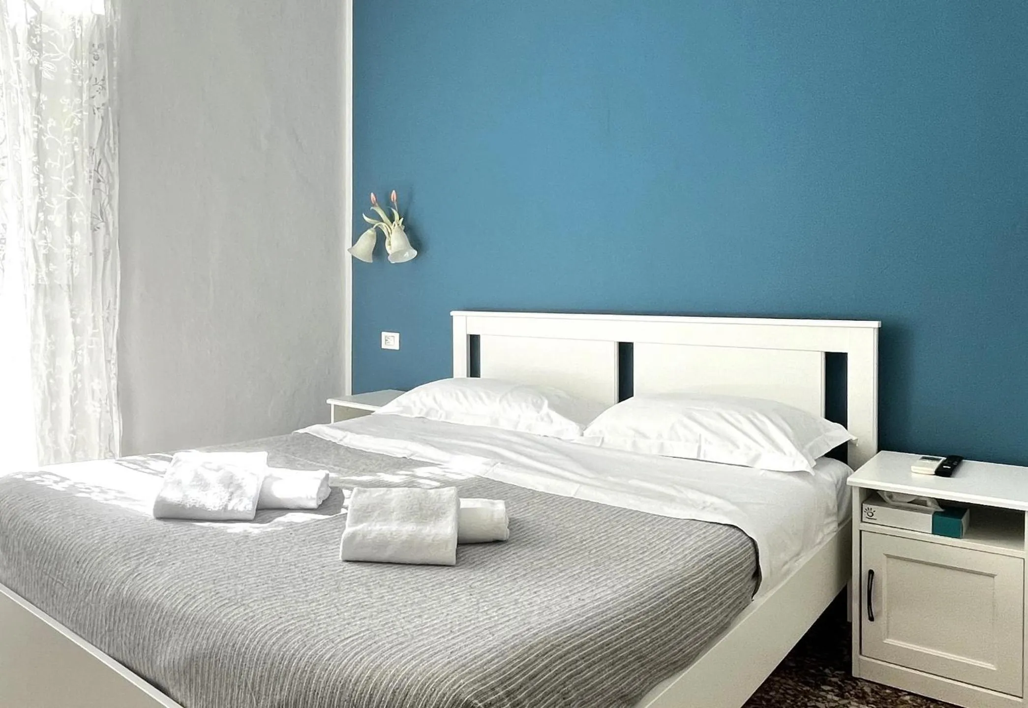 Bedroom, Bed in Hotel Baia di Levanto