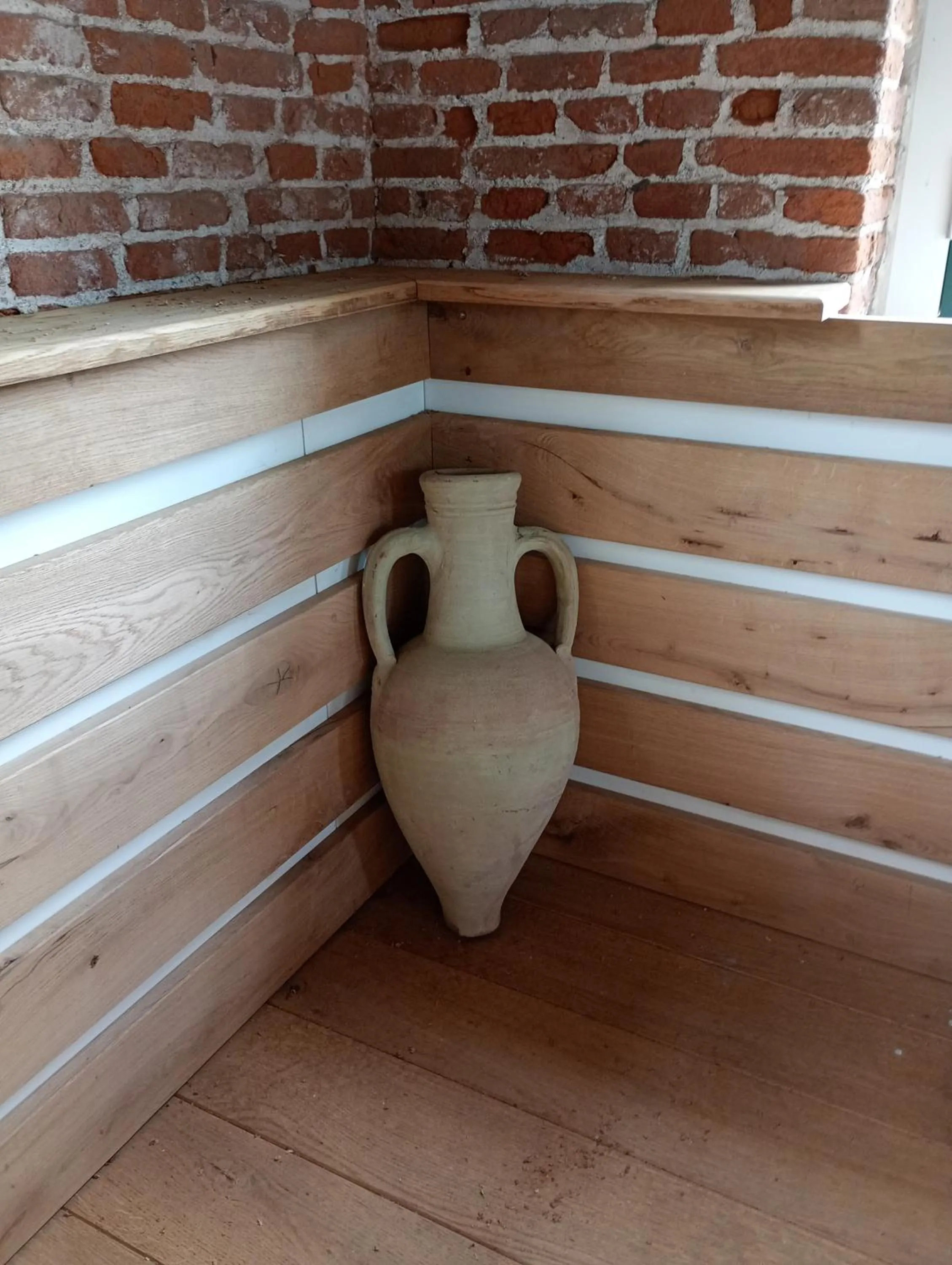 Lobby or reception in The Old Gin House