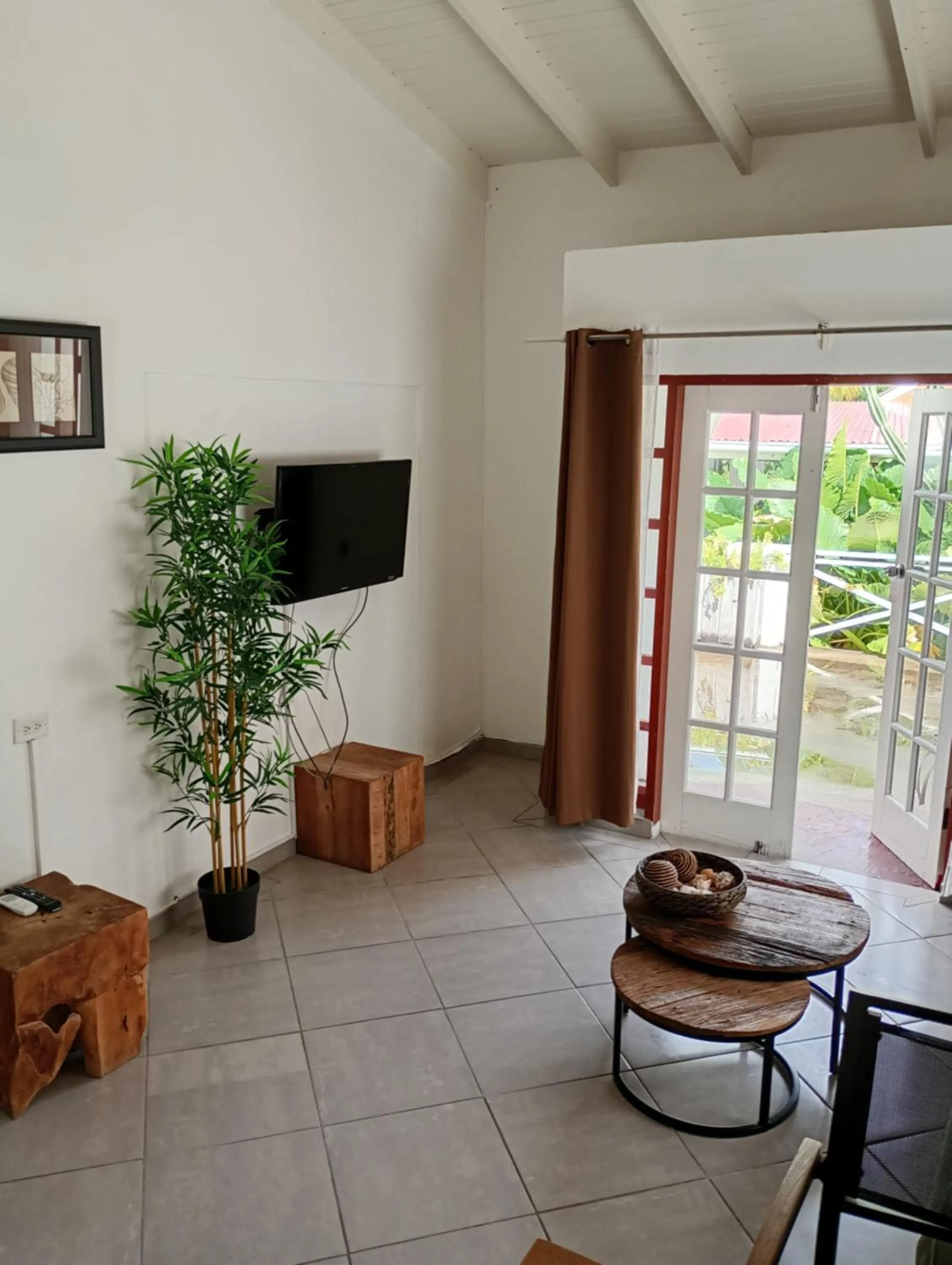 Living room in The Old Gin House