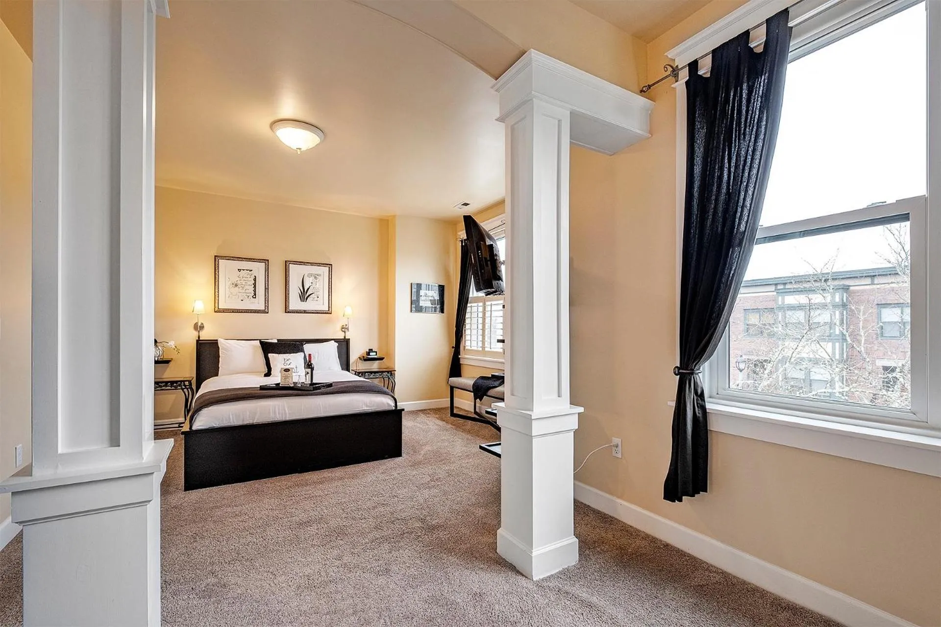 Bed in The Orenco Station Hotel