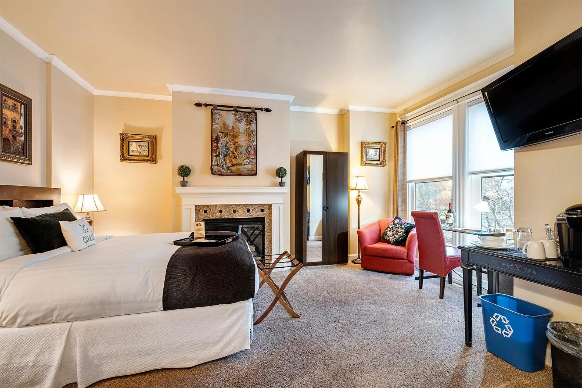 Bed in The Orenco Station Hotel