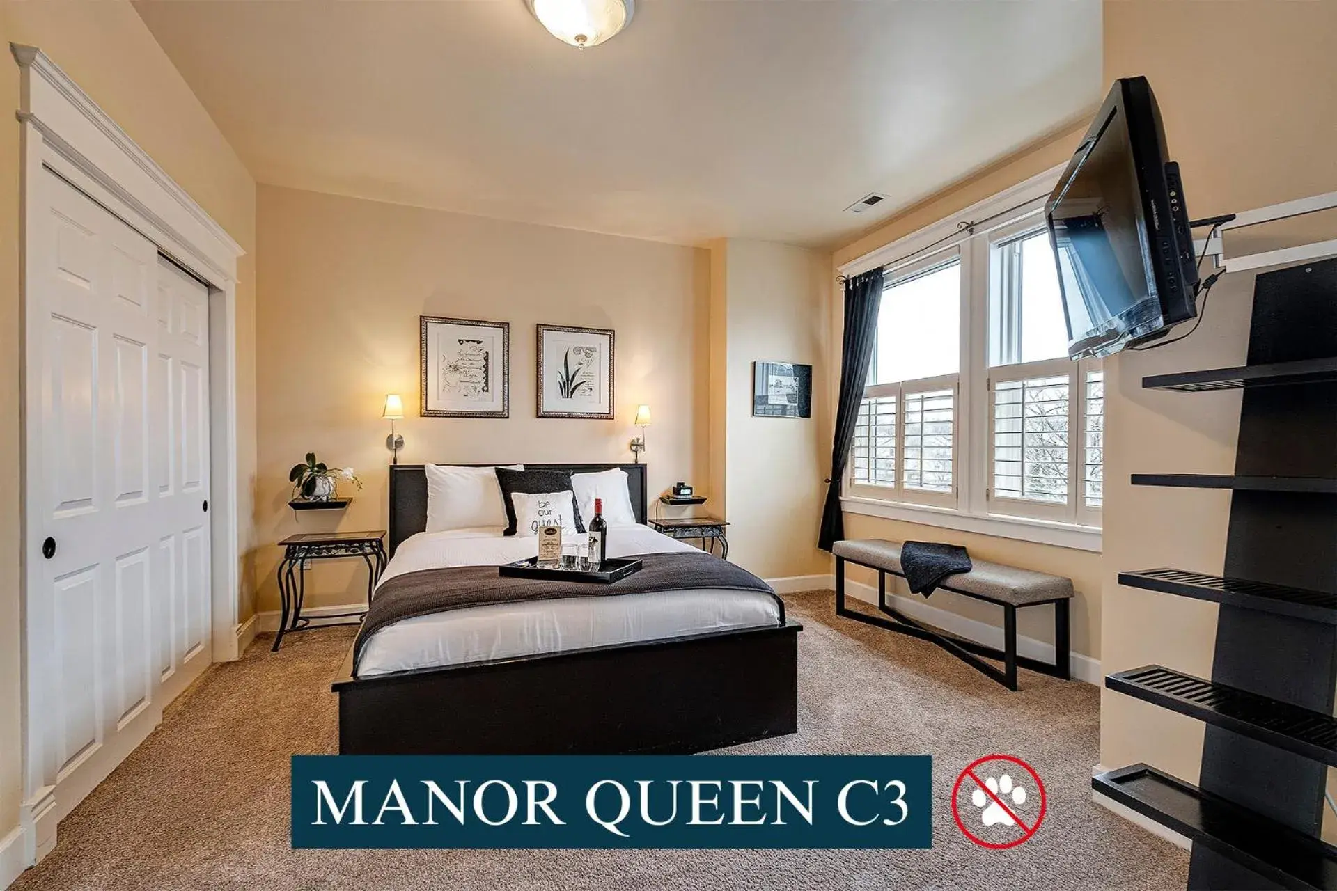 Queen Room in The Orenco Station Hotel Queen Room in The Orenco Station Hotel