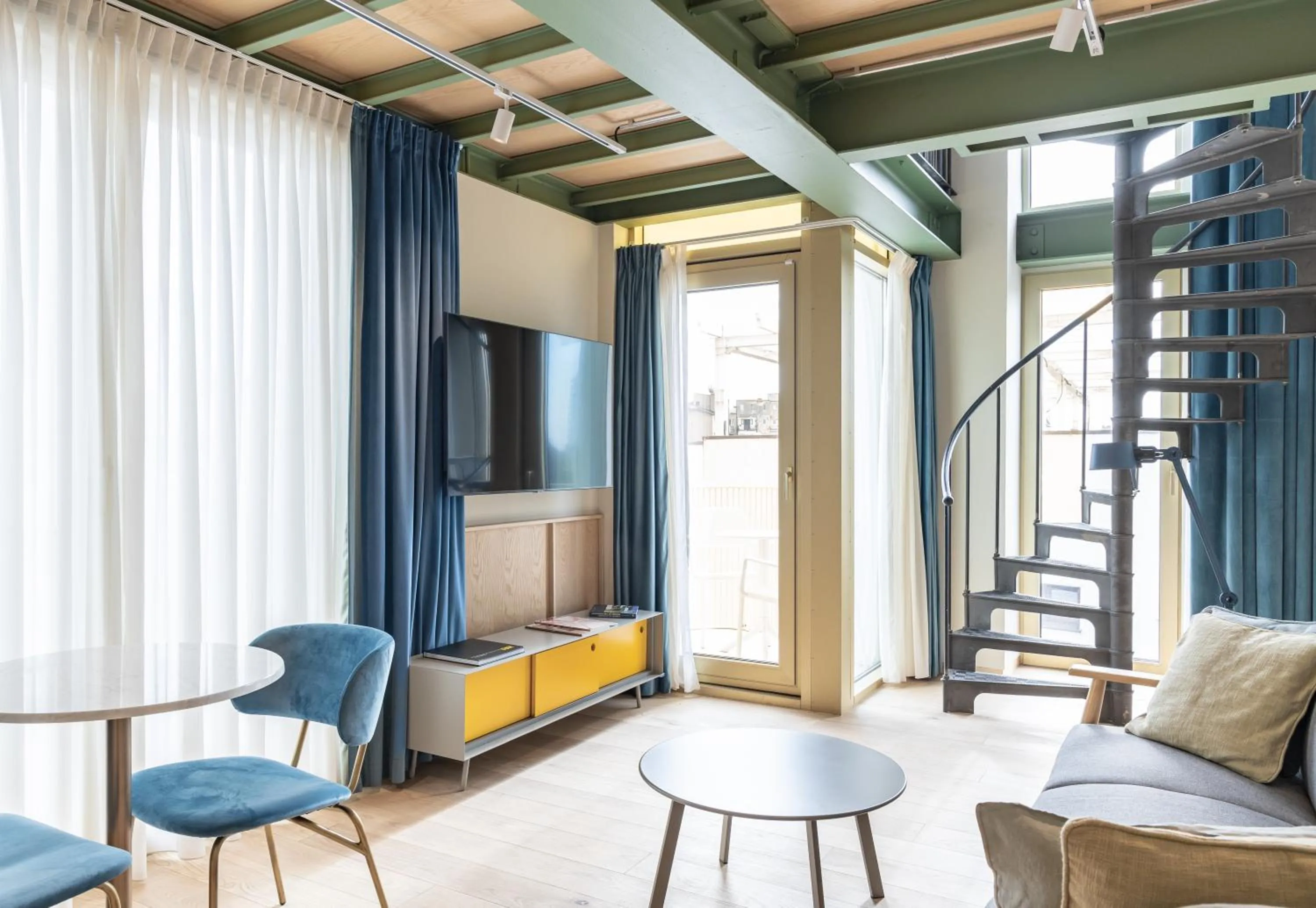 TV and multimedia in ROSETTI Hotel