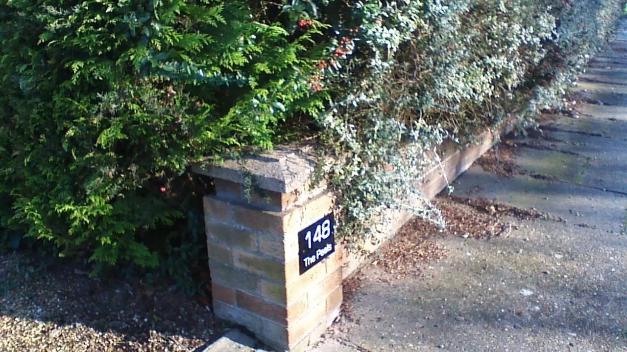 Facade/entrance in The Peels B&B