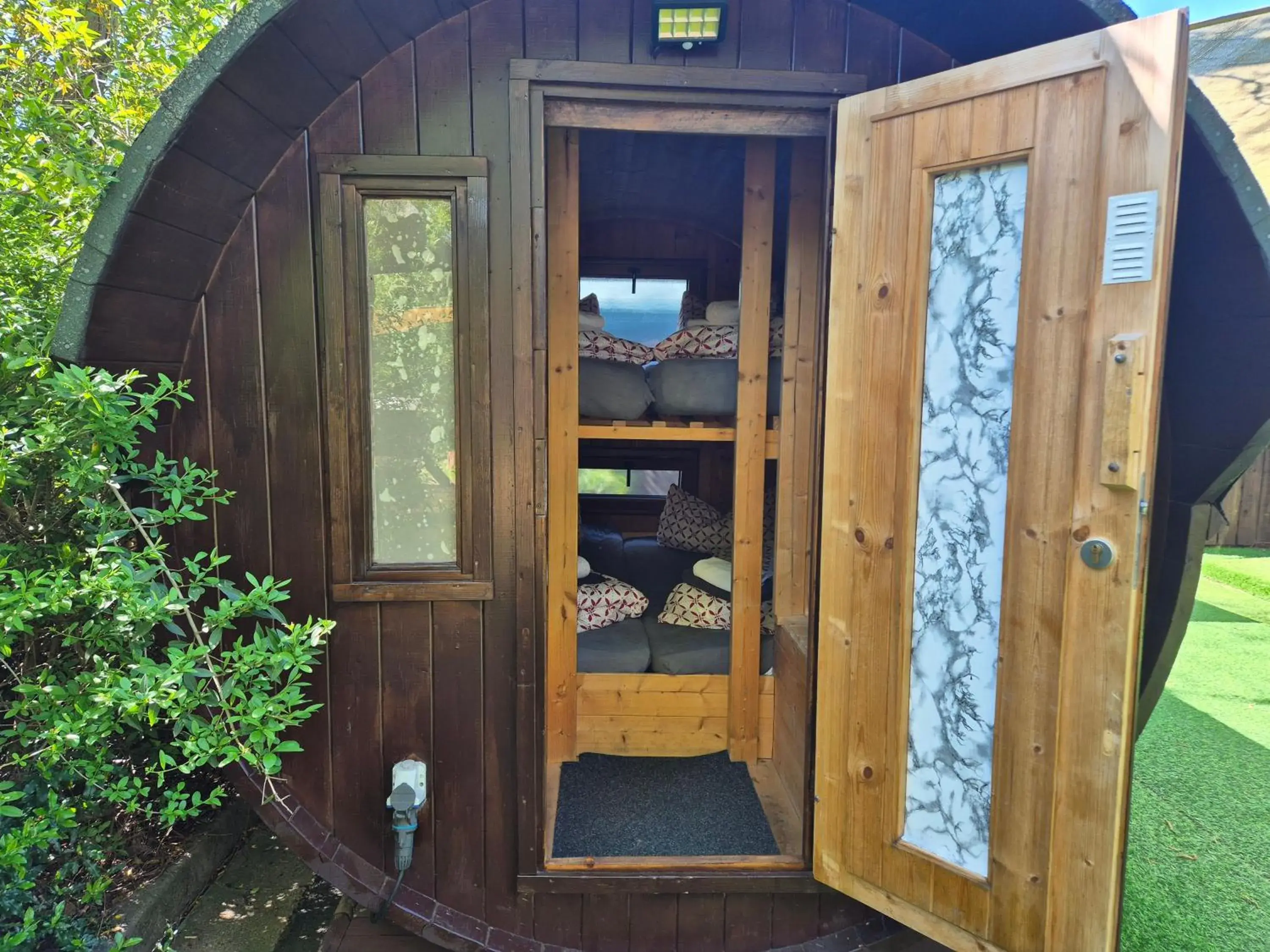 Standard Double Room in Mini Hotel Übernachten Im Gurkenfass Standard Double Room in Mini Hotel Übernachten Im Gurkenfass