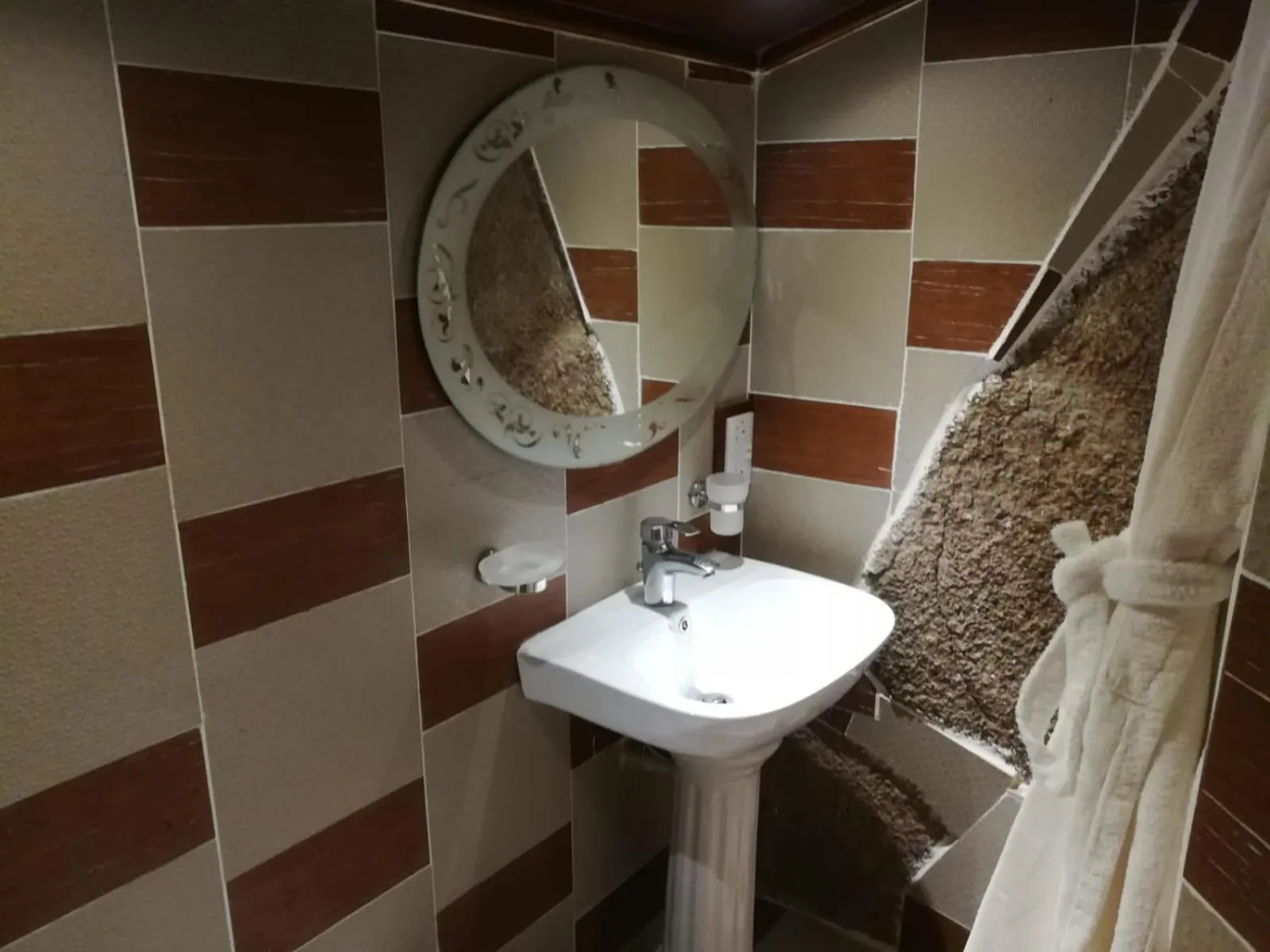 Bathroom in Chauve Souris Relais