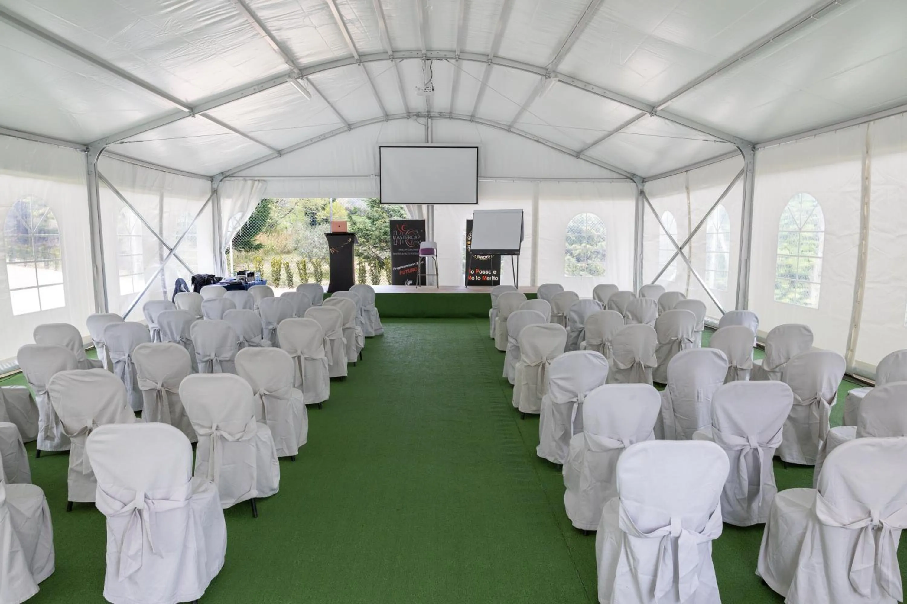 Meeting/conference room in La Valle Dei Caprioli Village Bungalow Park - Freelandia Azienda Agricola
