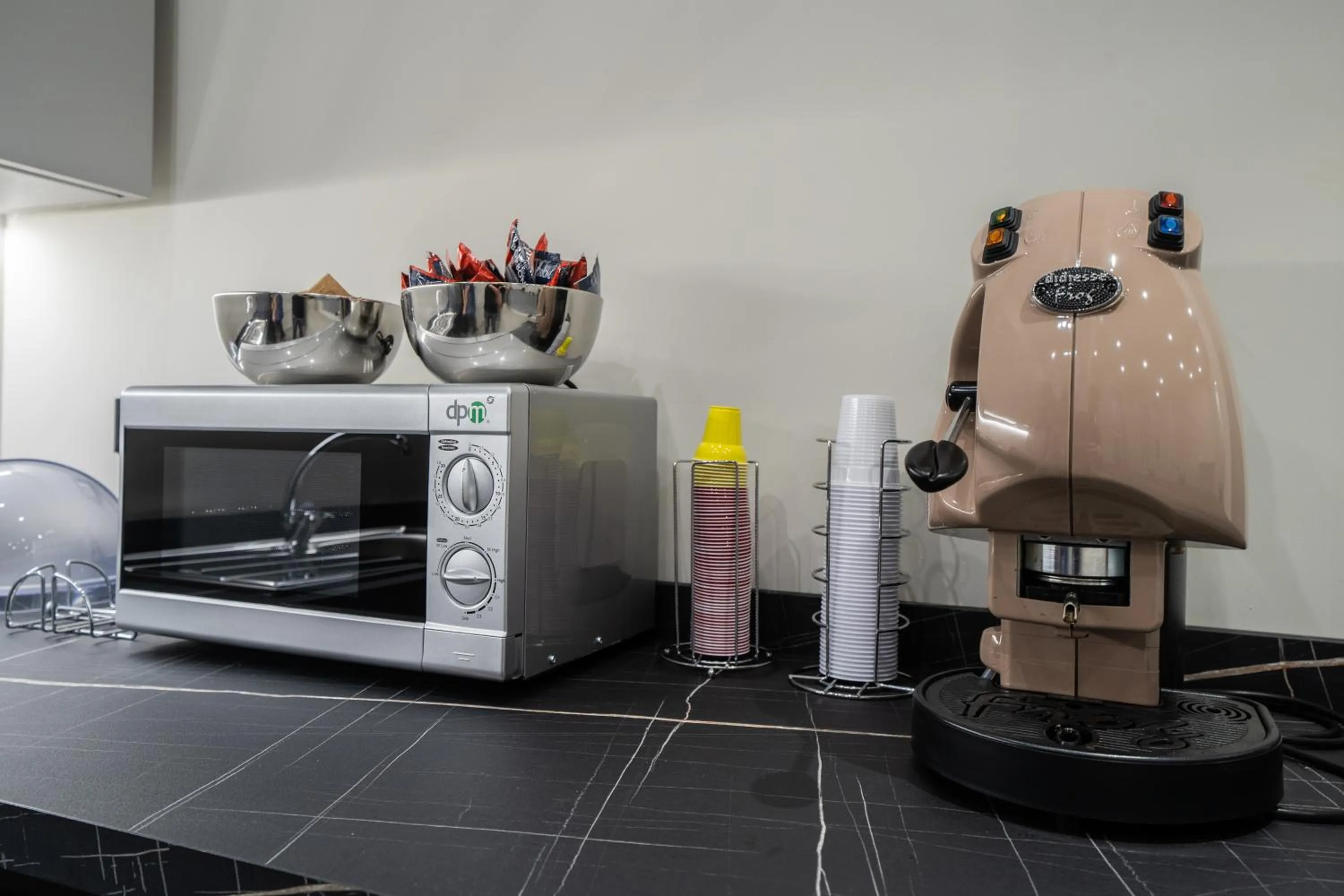 Coffee/tea facilities in Amaris