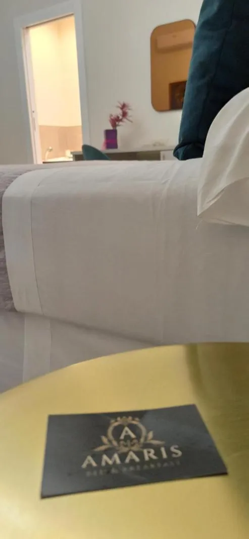 Bedroom, Bed in Amaris