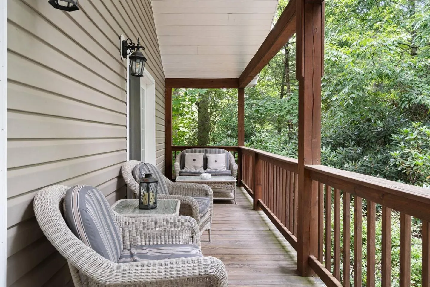 Blue Ridge Bungalow with Hot Tub