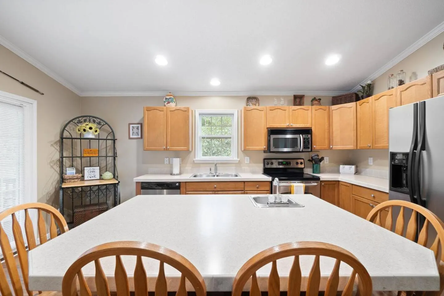 Blue Ridge Bungalow with Hot Tub