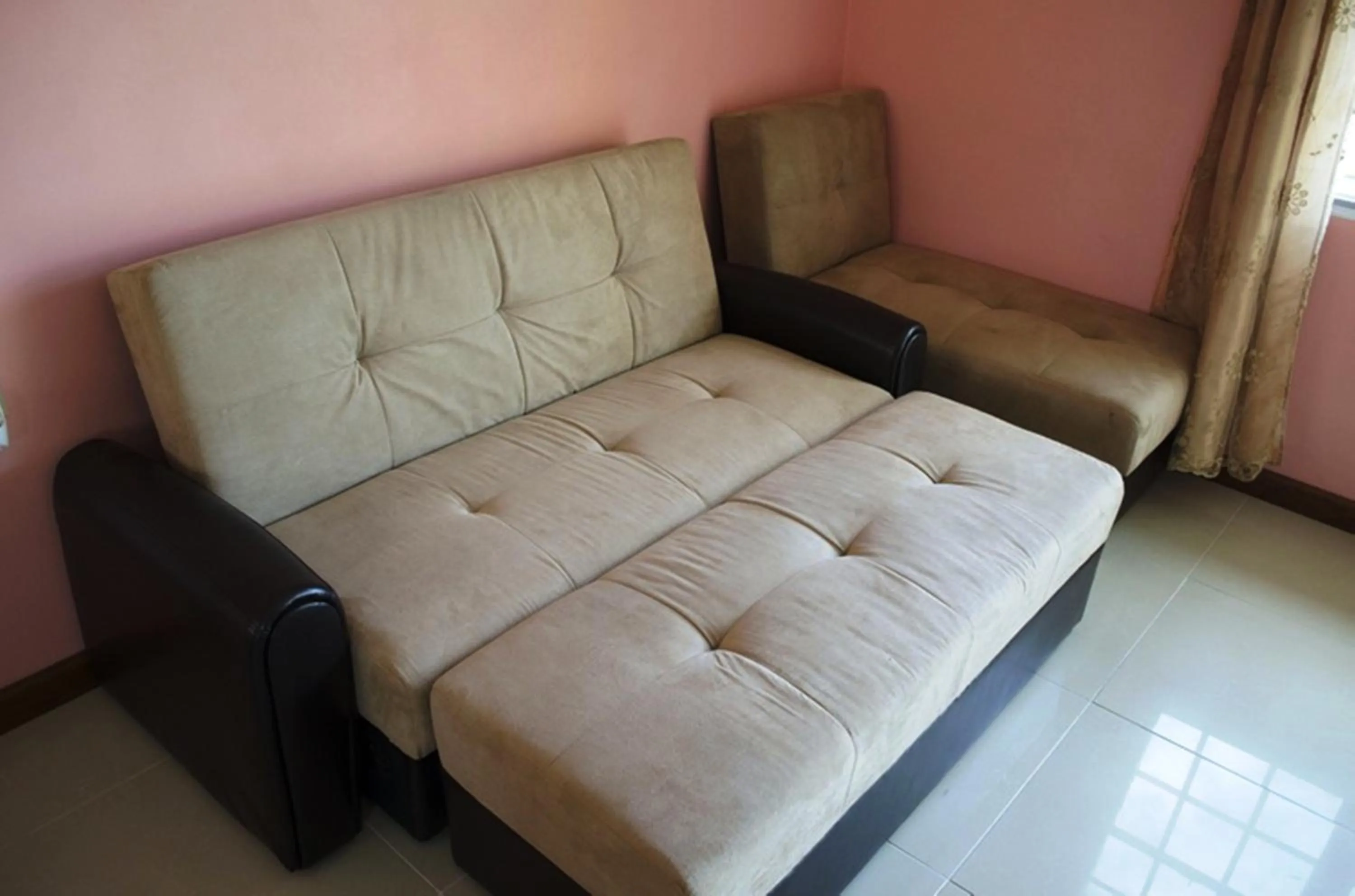 Bed in Piarco Village Suites