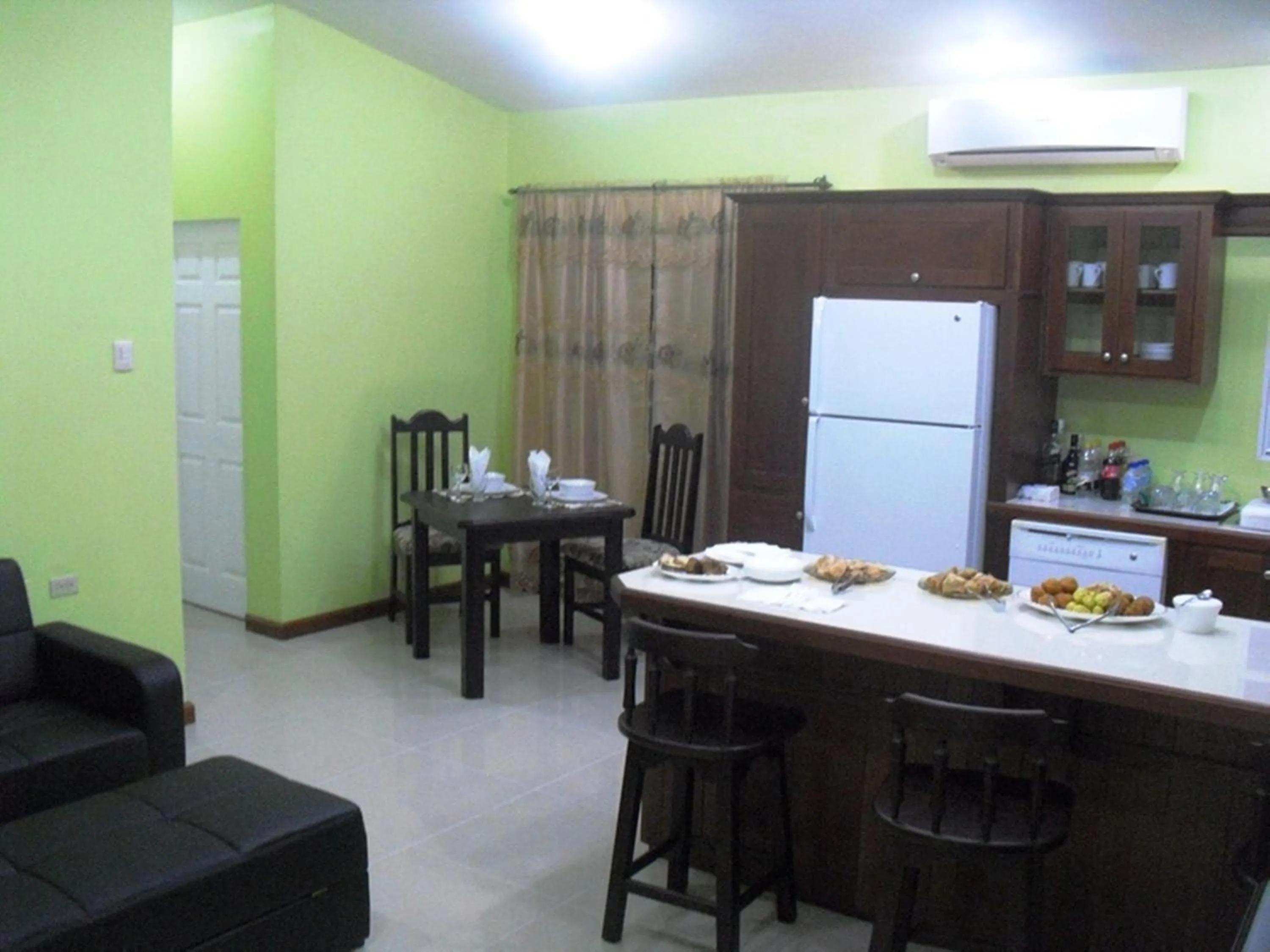 One-Bedroom Apartment in Piarco Village Suites