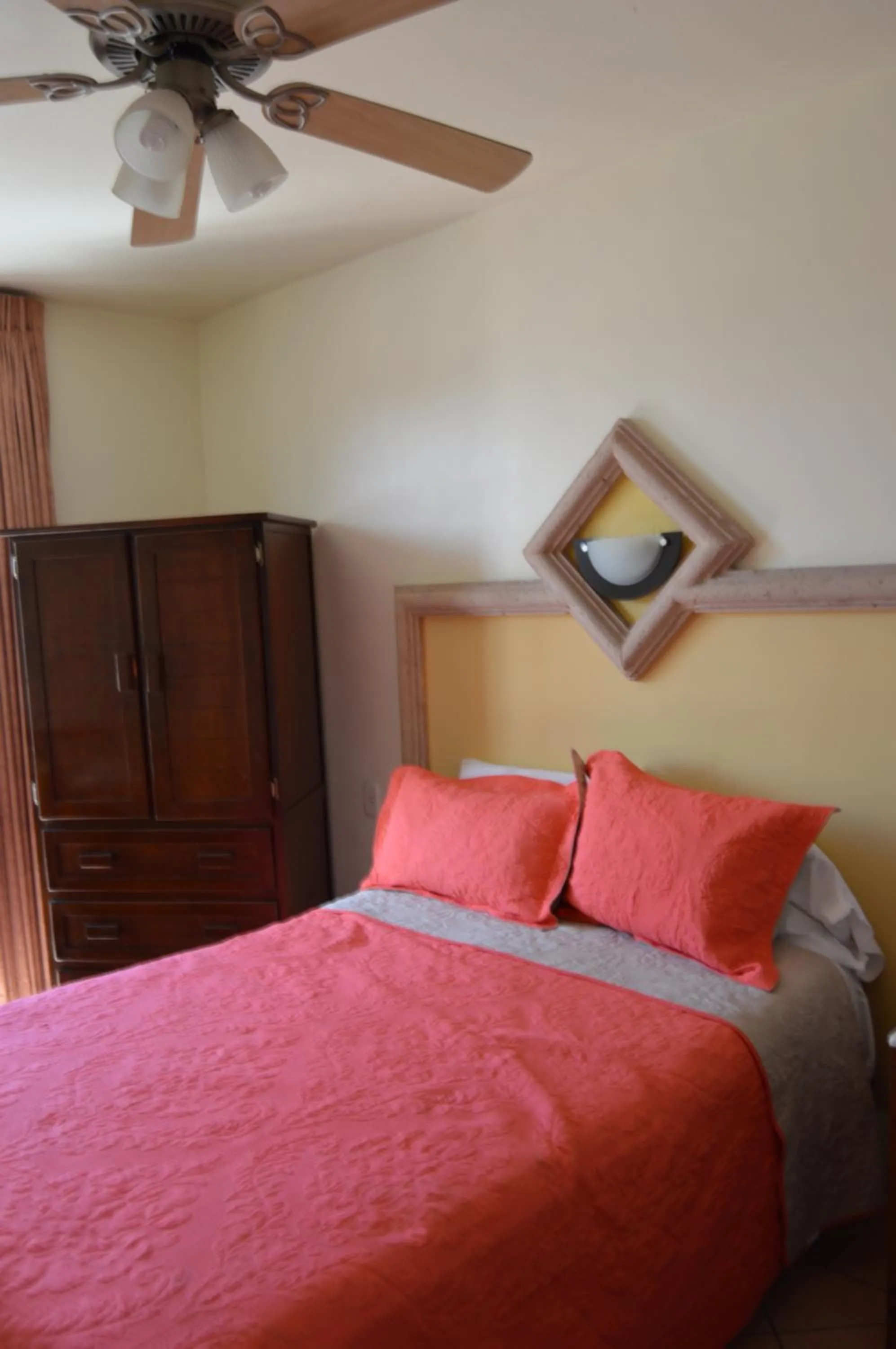 Bed in Hotel Real Santa Fe