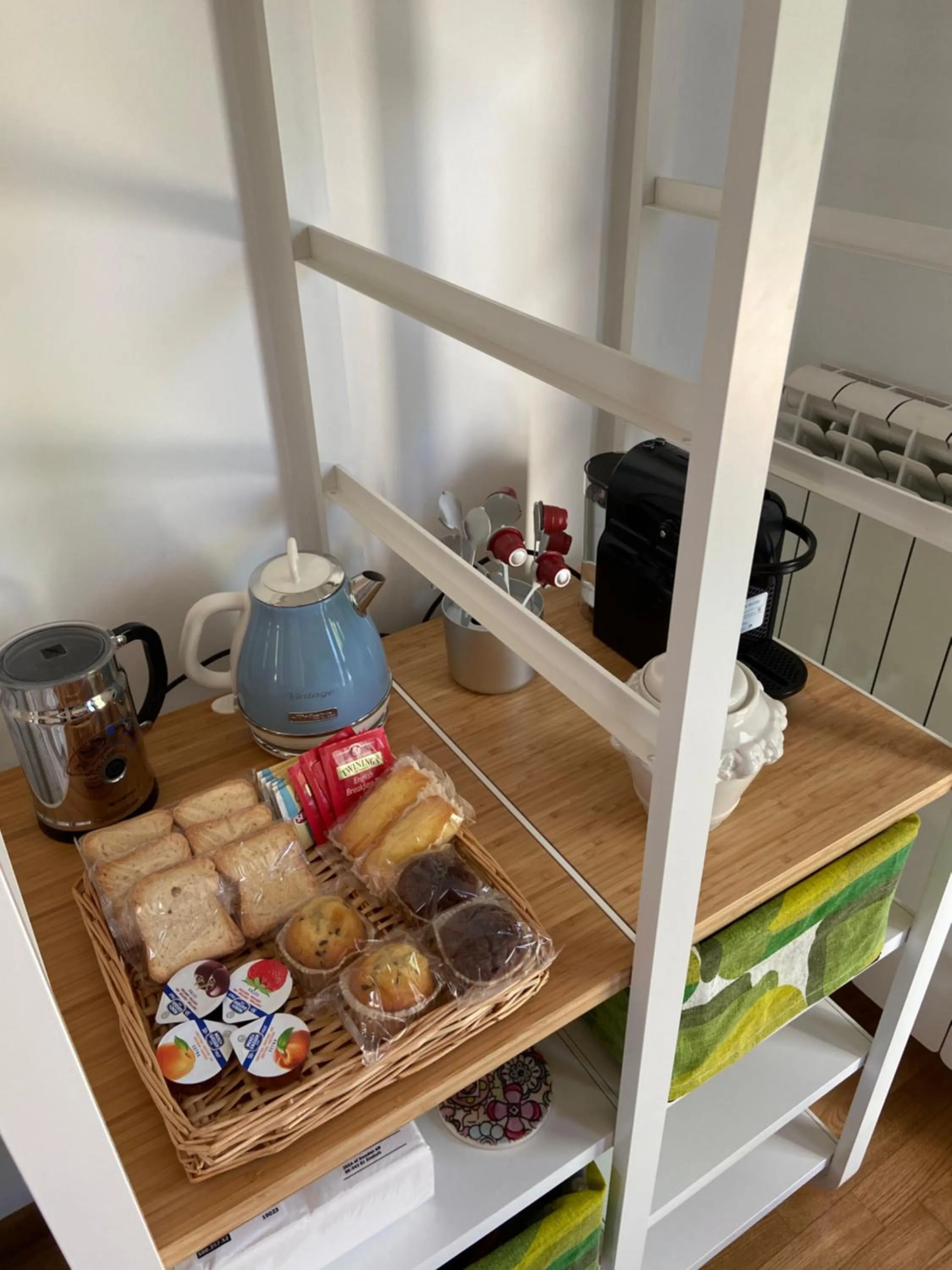 Coffee/tea facilities in Bed and Breakfast Gaia