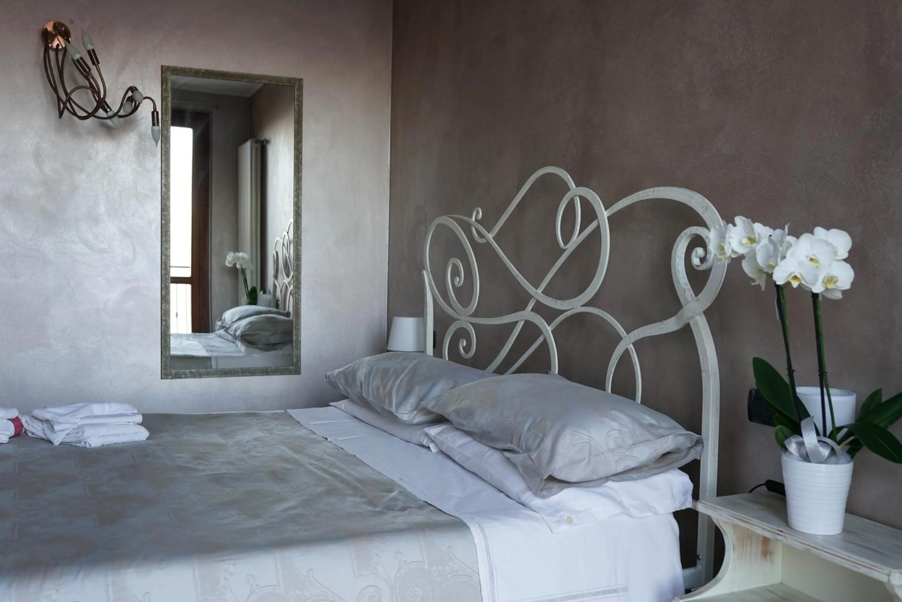 Bedroom, Bed in Portola la vecchia dimora