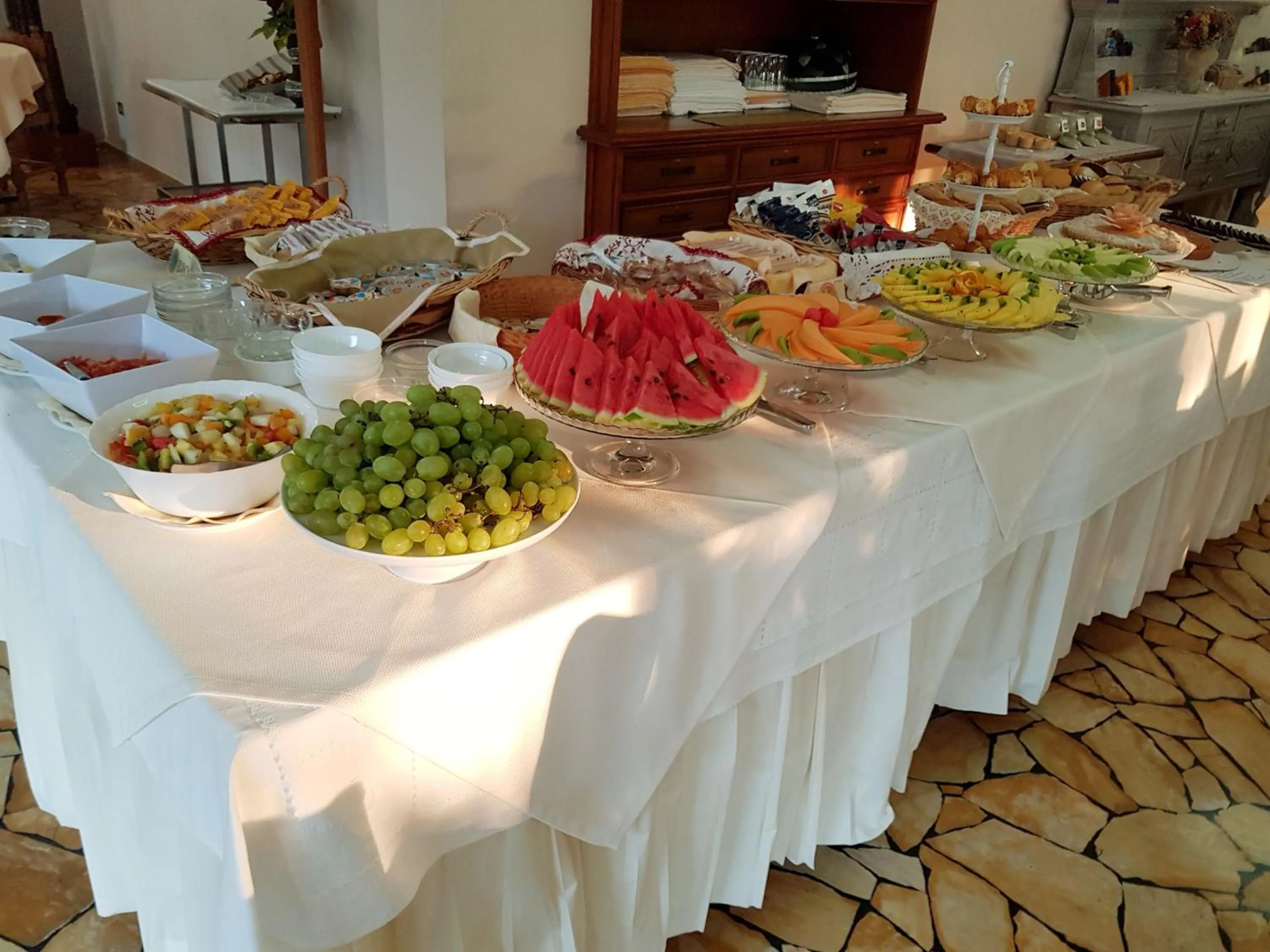 Food and drinks in Park Hotel Castello