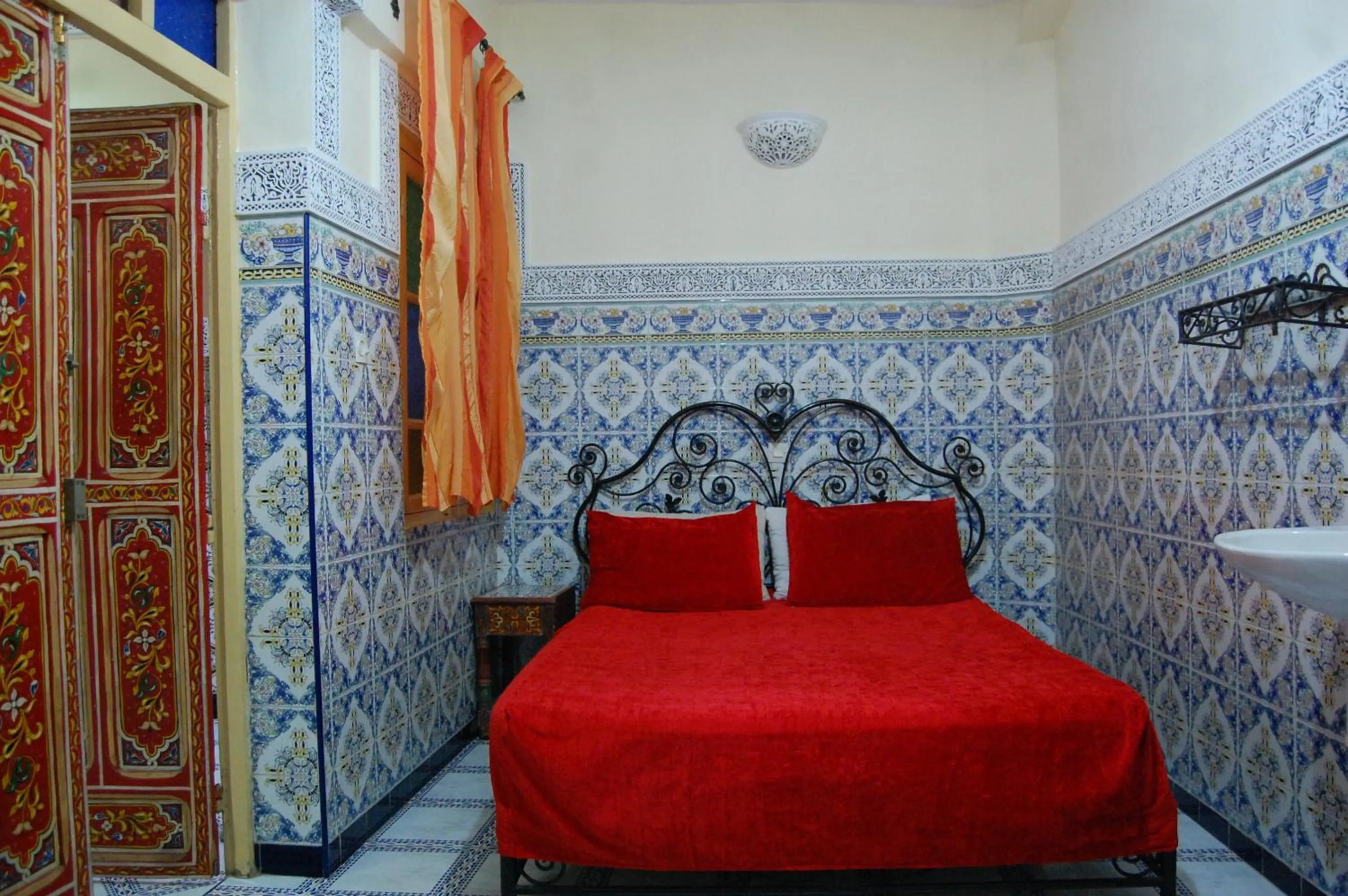Photo of the whole room, Bed in Sindi Sud
