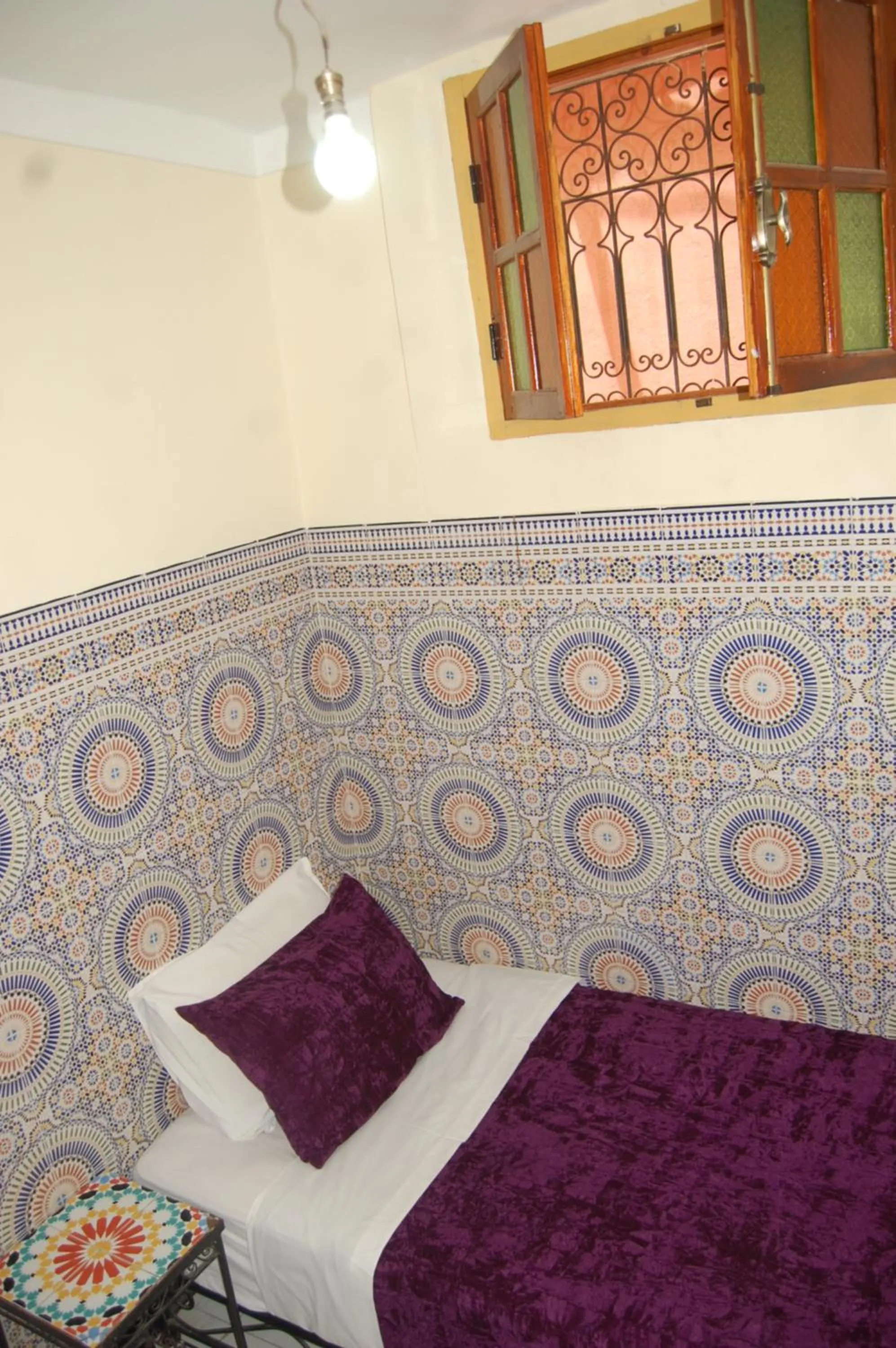 Bedroom, Bed in Sindi Sud