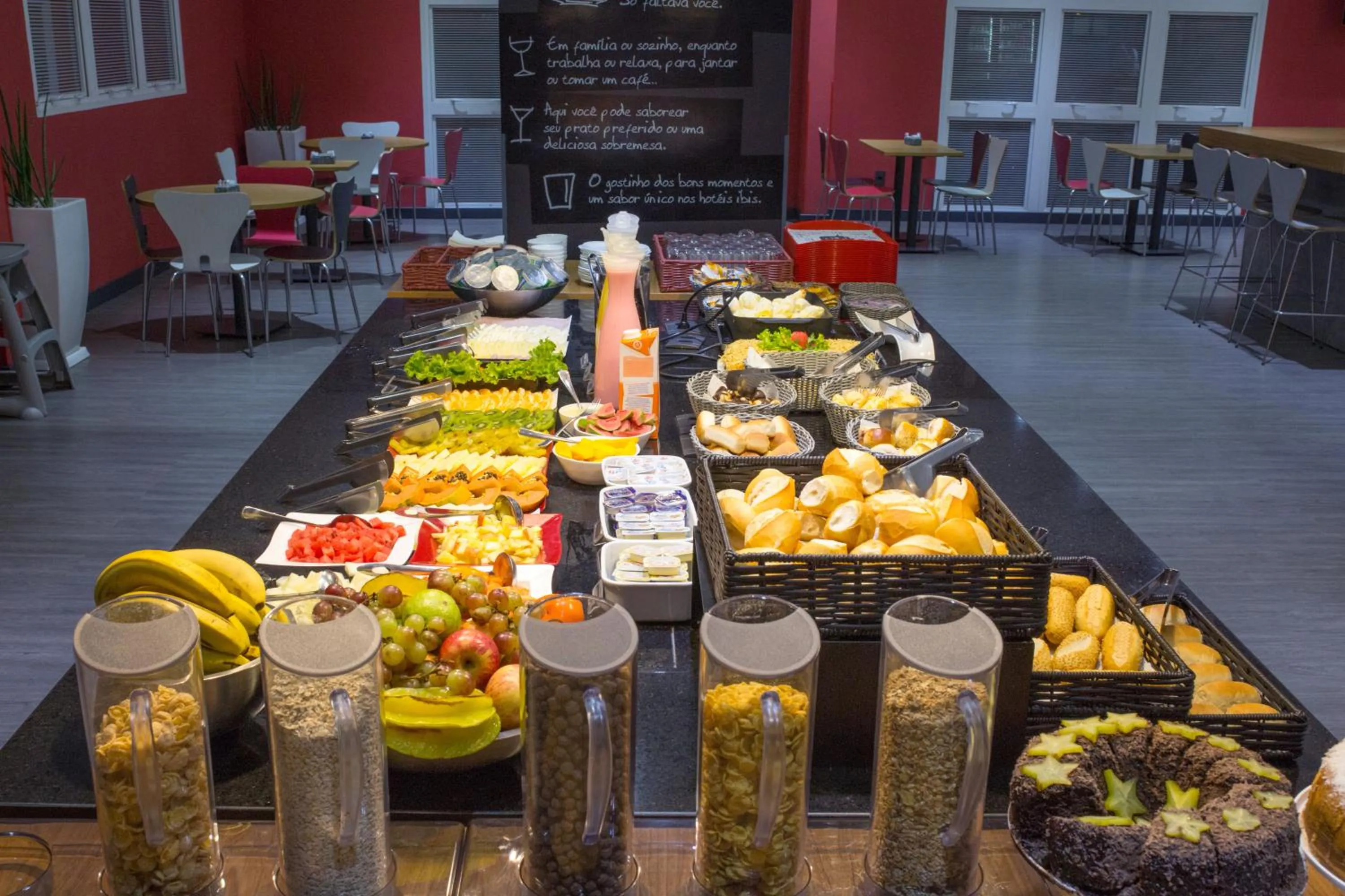 Restaurant/places to eat in ibis Araçatuba