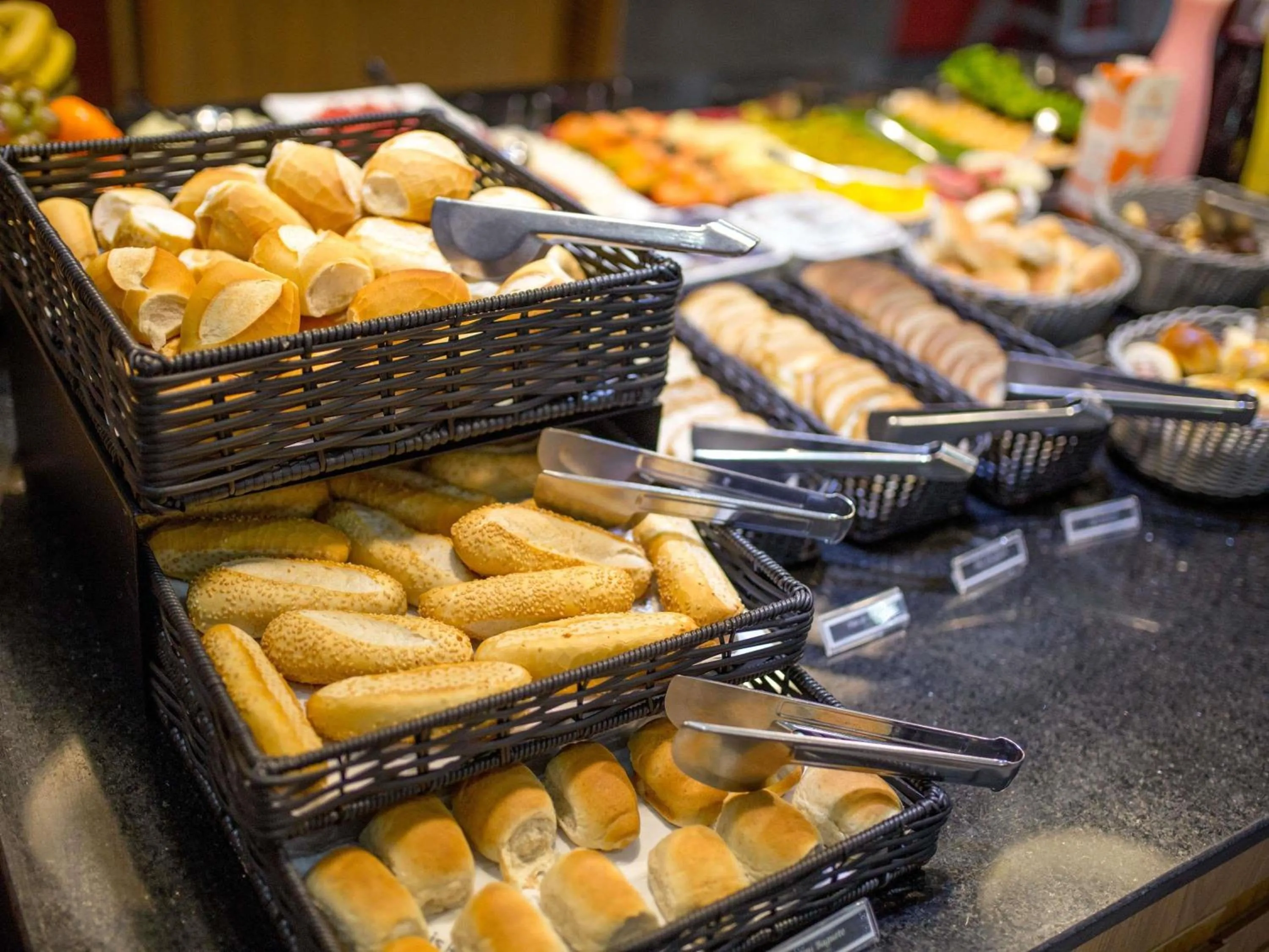 Restaurant/places to eat in ibis Araçatuba