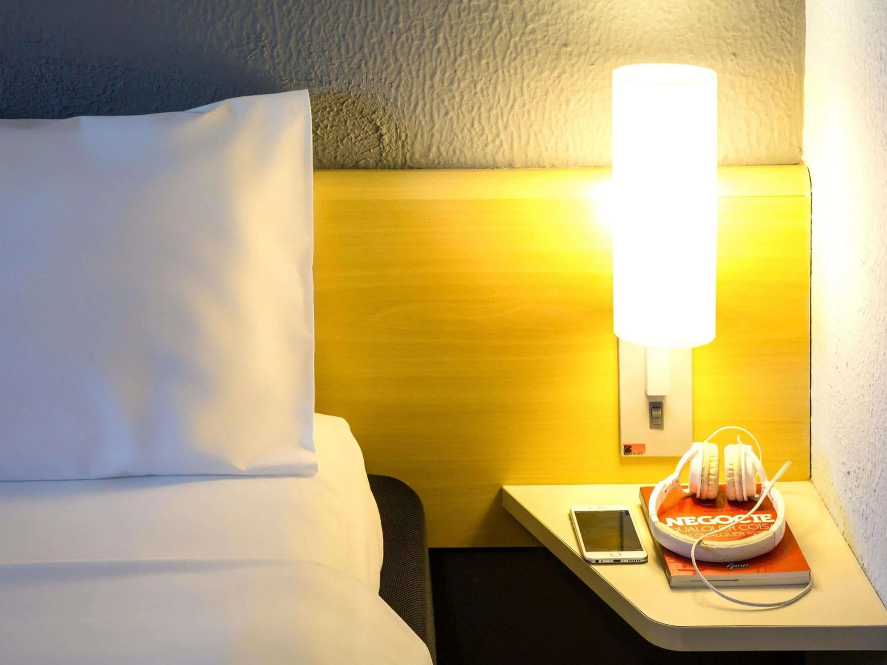 Bedroom, Bed in ibis Araçatuba