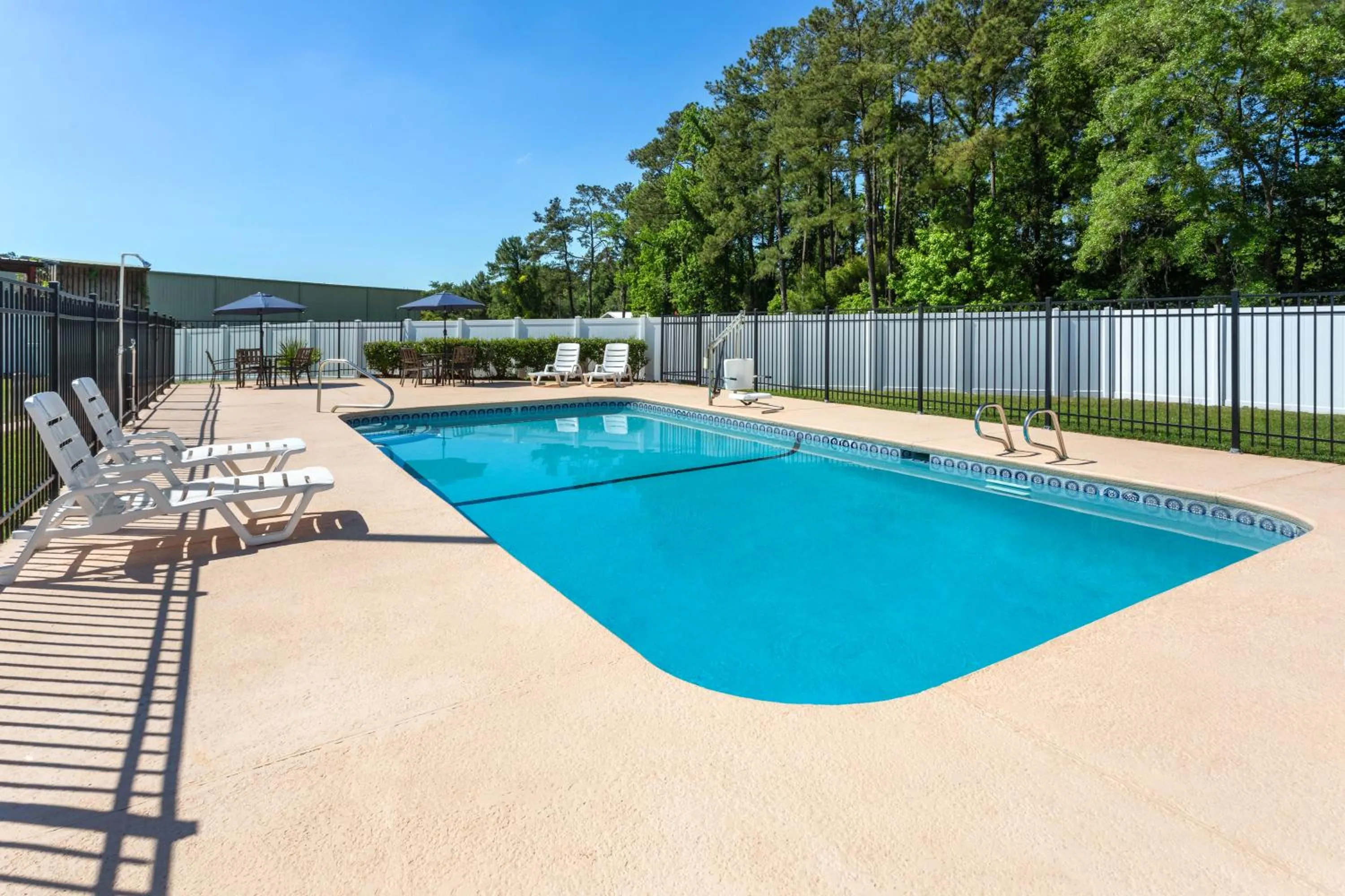 Pool view in Baymont by Wyndham Brunswick GA