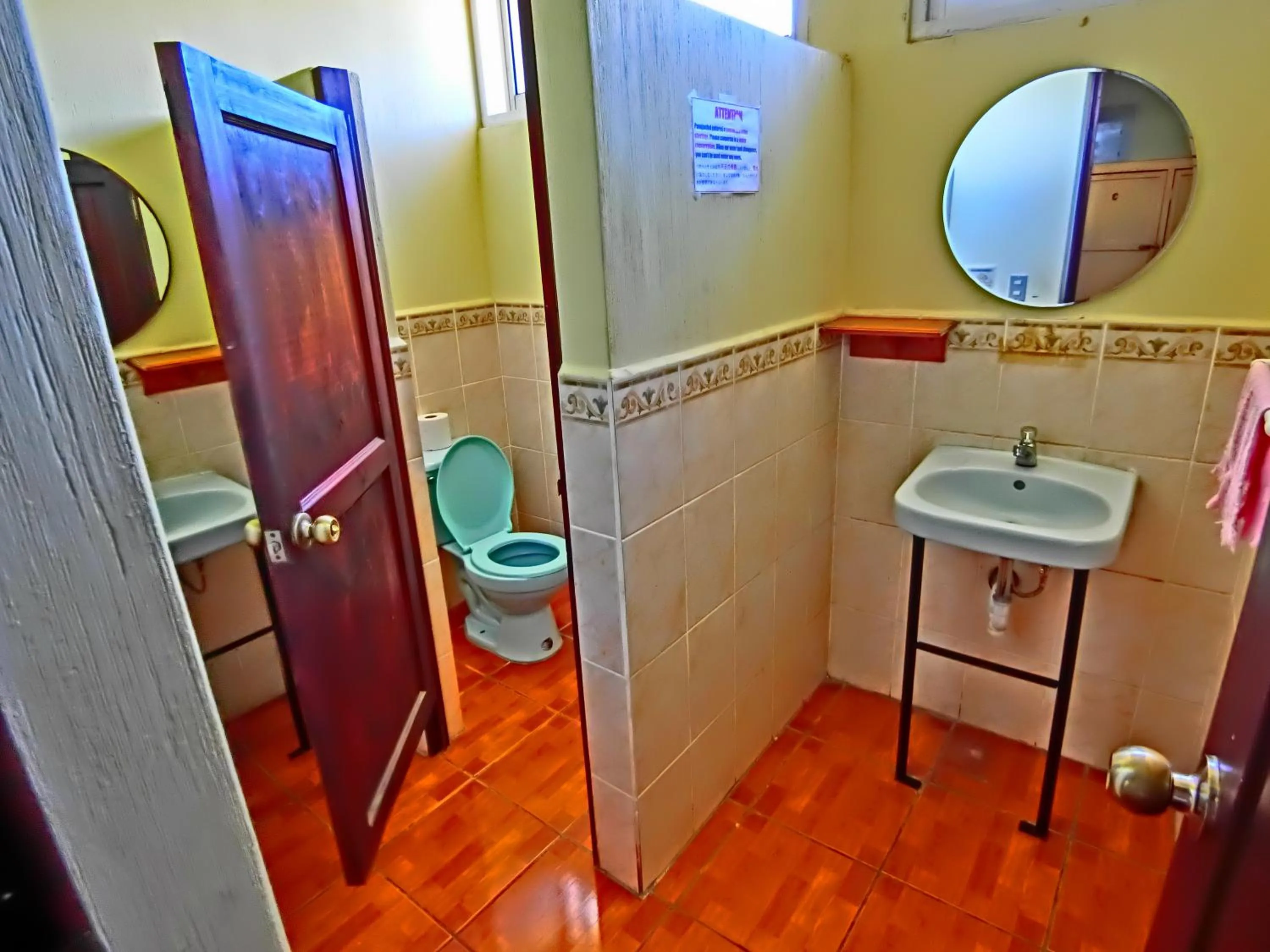 Bathroom in Hotel El Sol