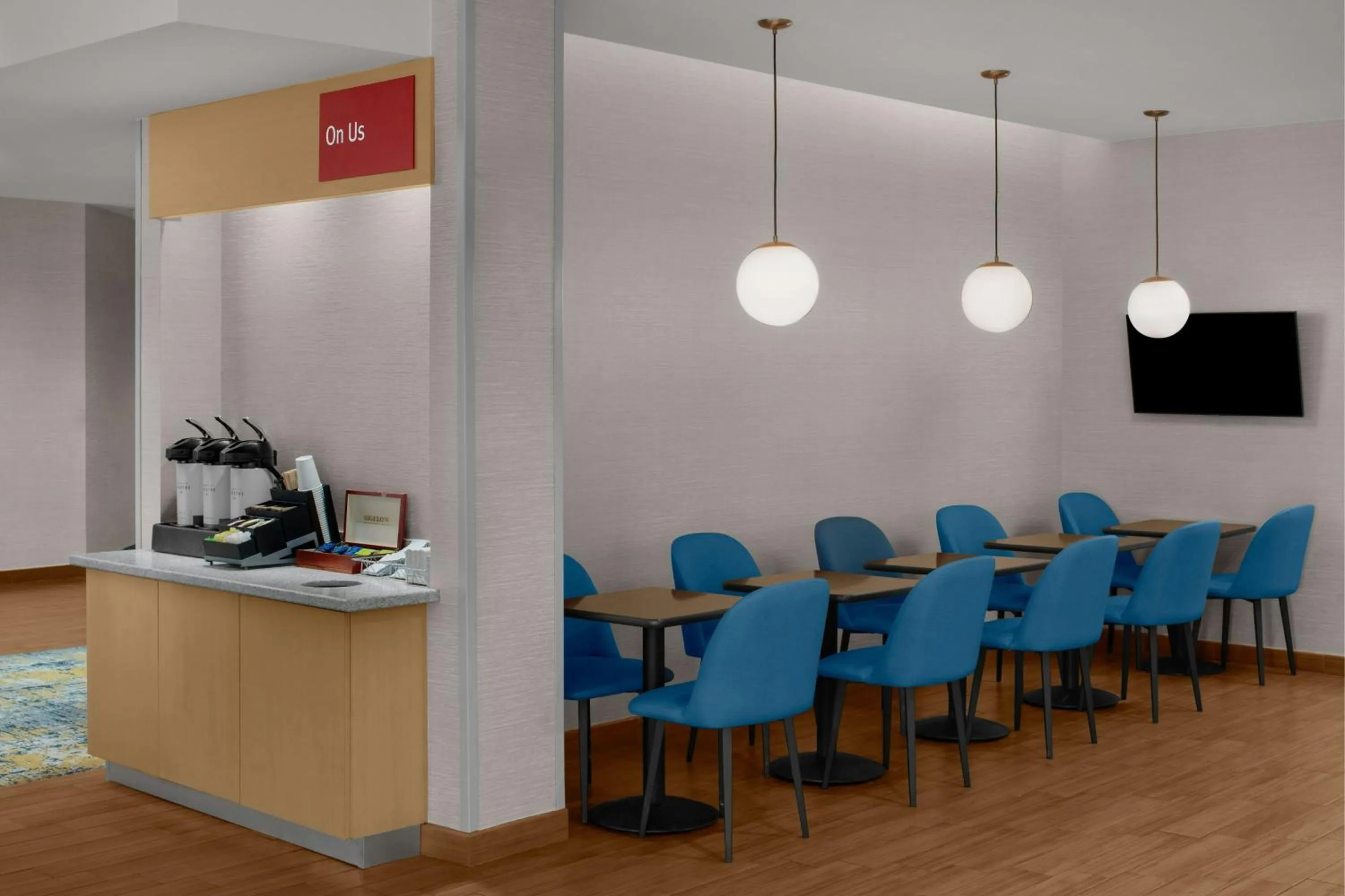 Breakfast in TownePlace Suites by Marriott Hobbs