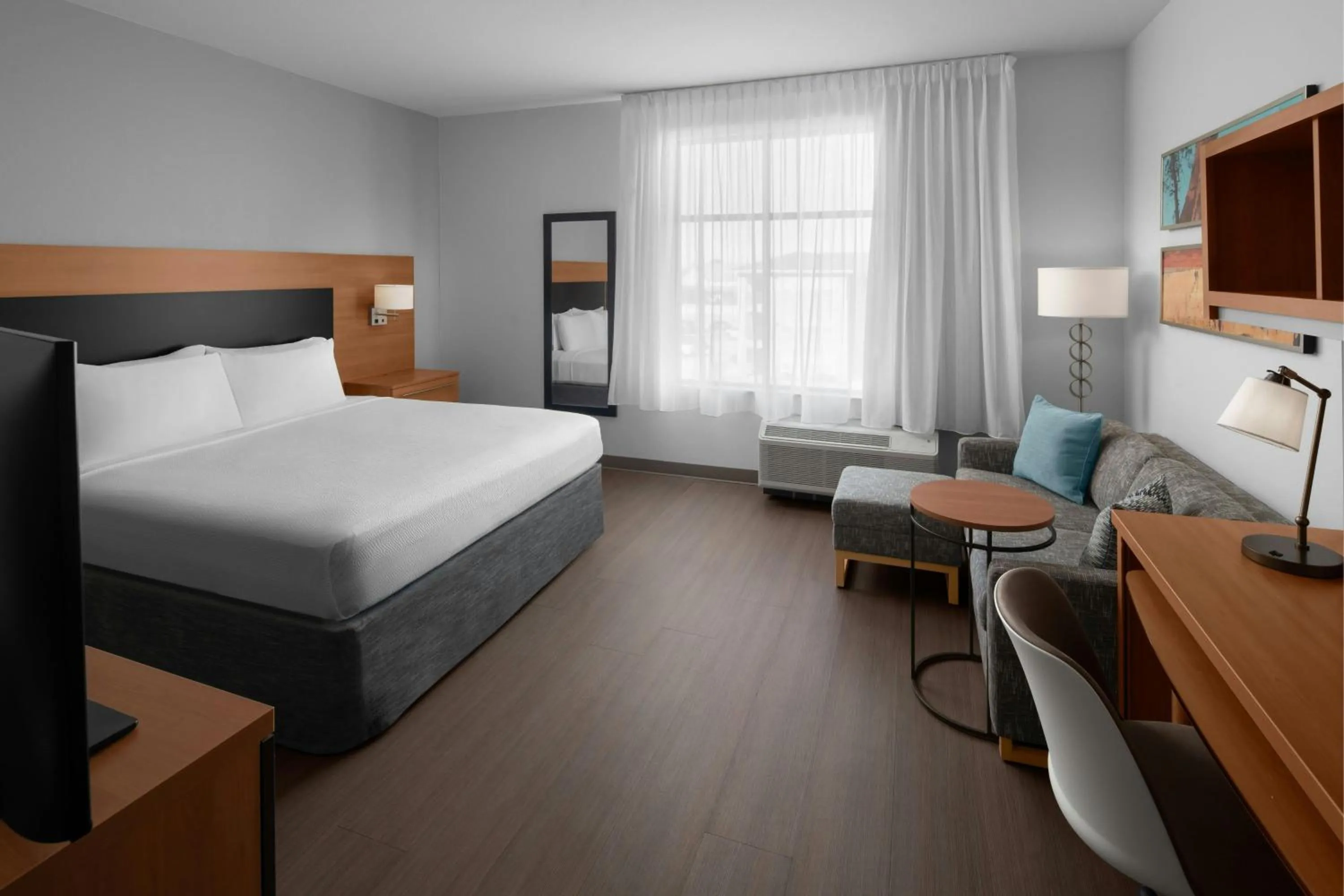 Photo of the whole room, Bed in TownePlace Suites by Marriott Hobbs