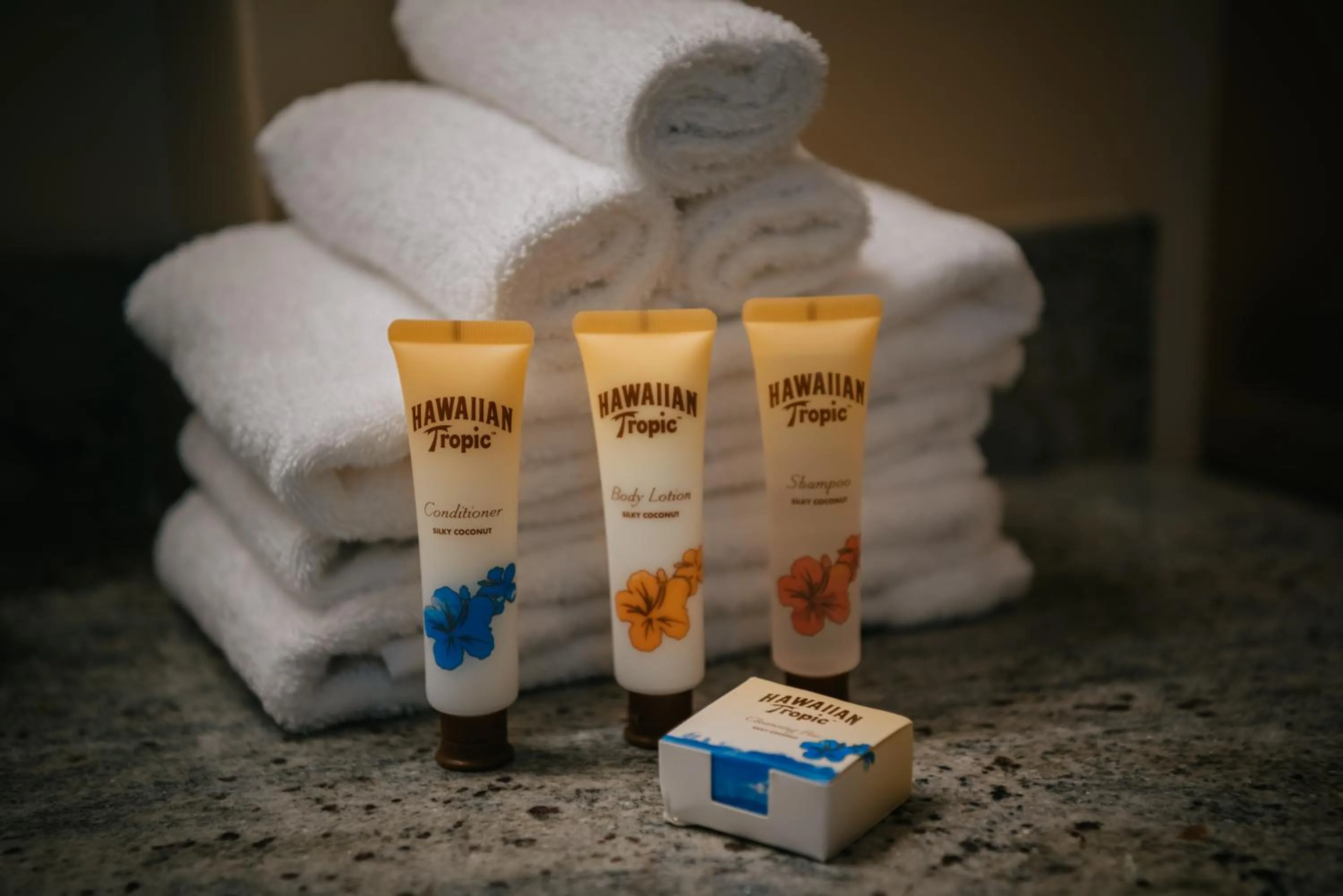 Bathroom in Pacific Monarch Hotel