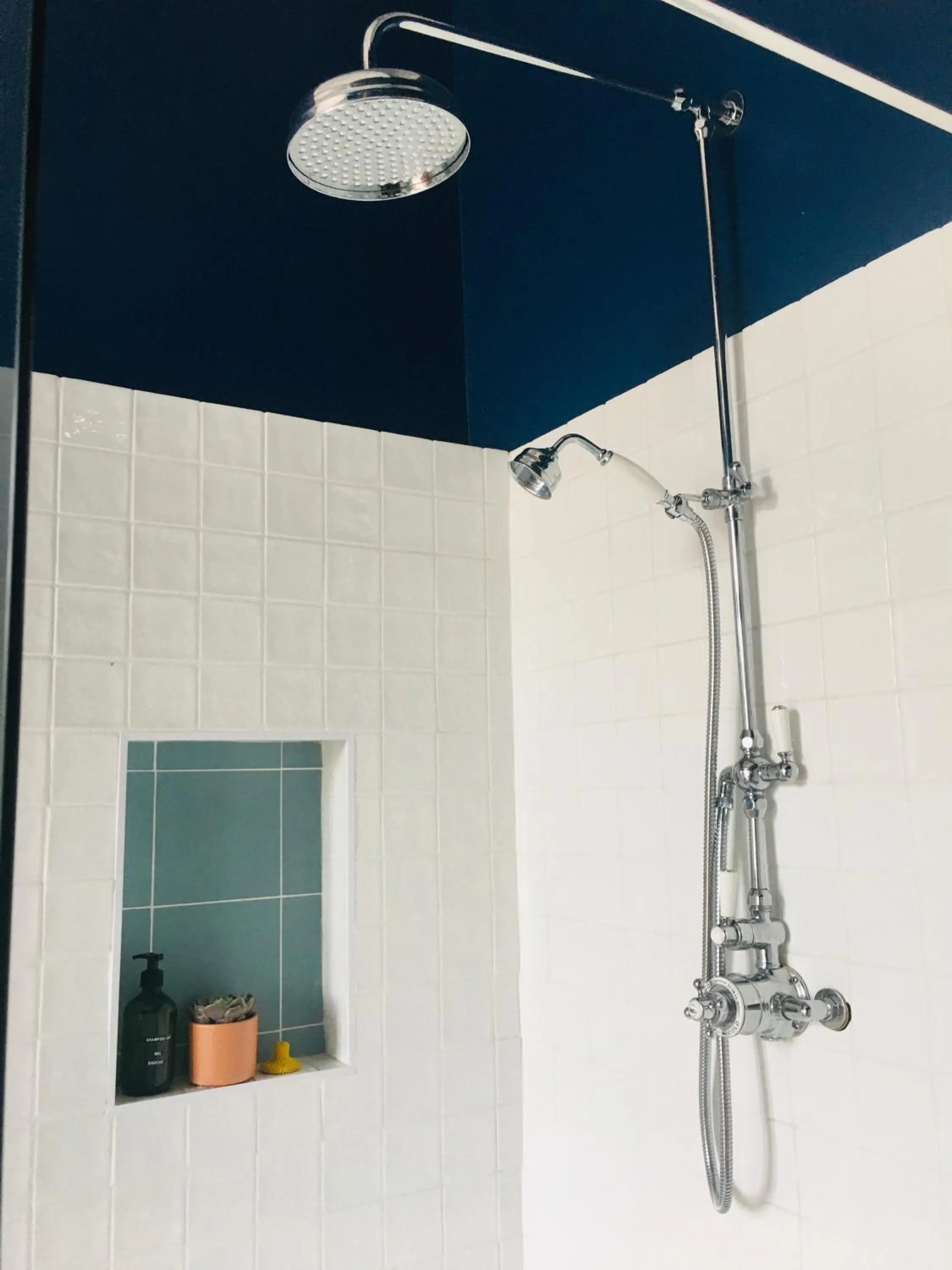 Shower in Le Domaine de Villespy