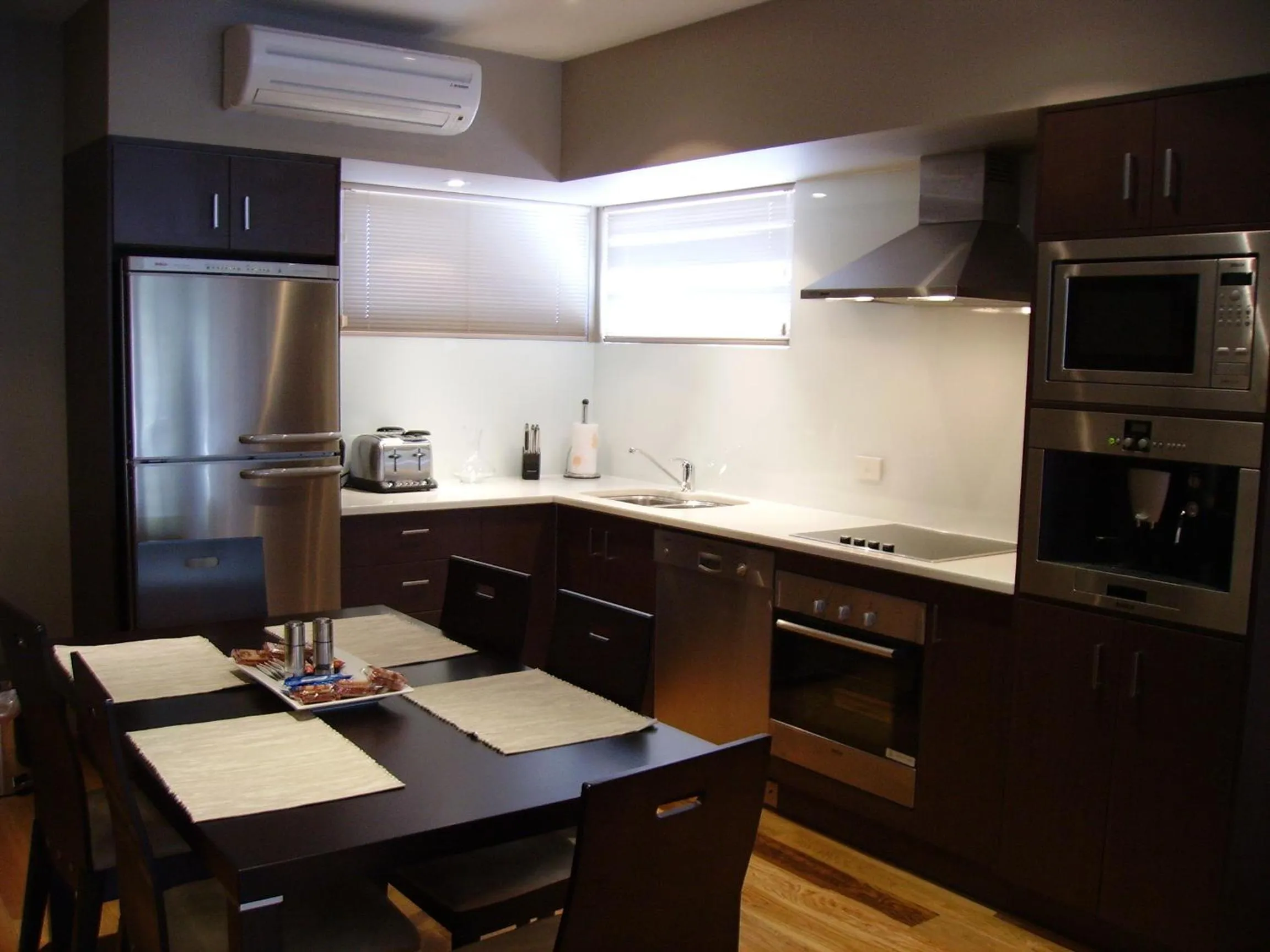 Kitchen or kitchenette in Barossa Valley Apartments