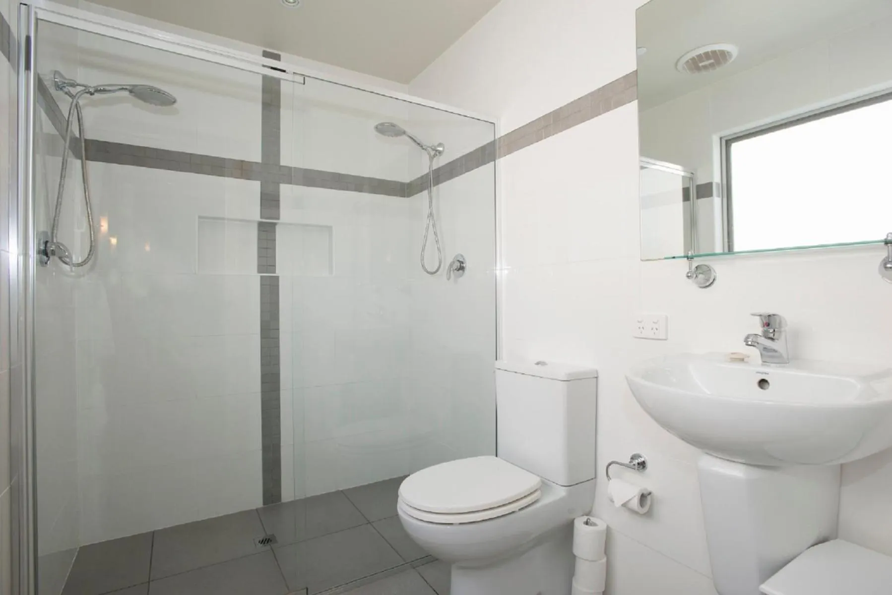Bathroom in Barossa Valley Apartments