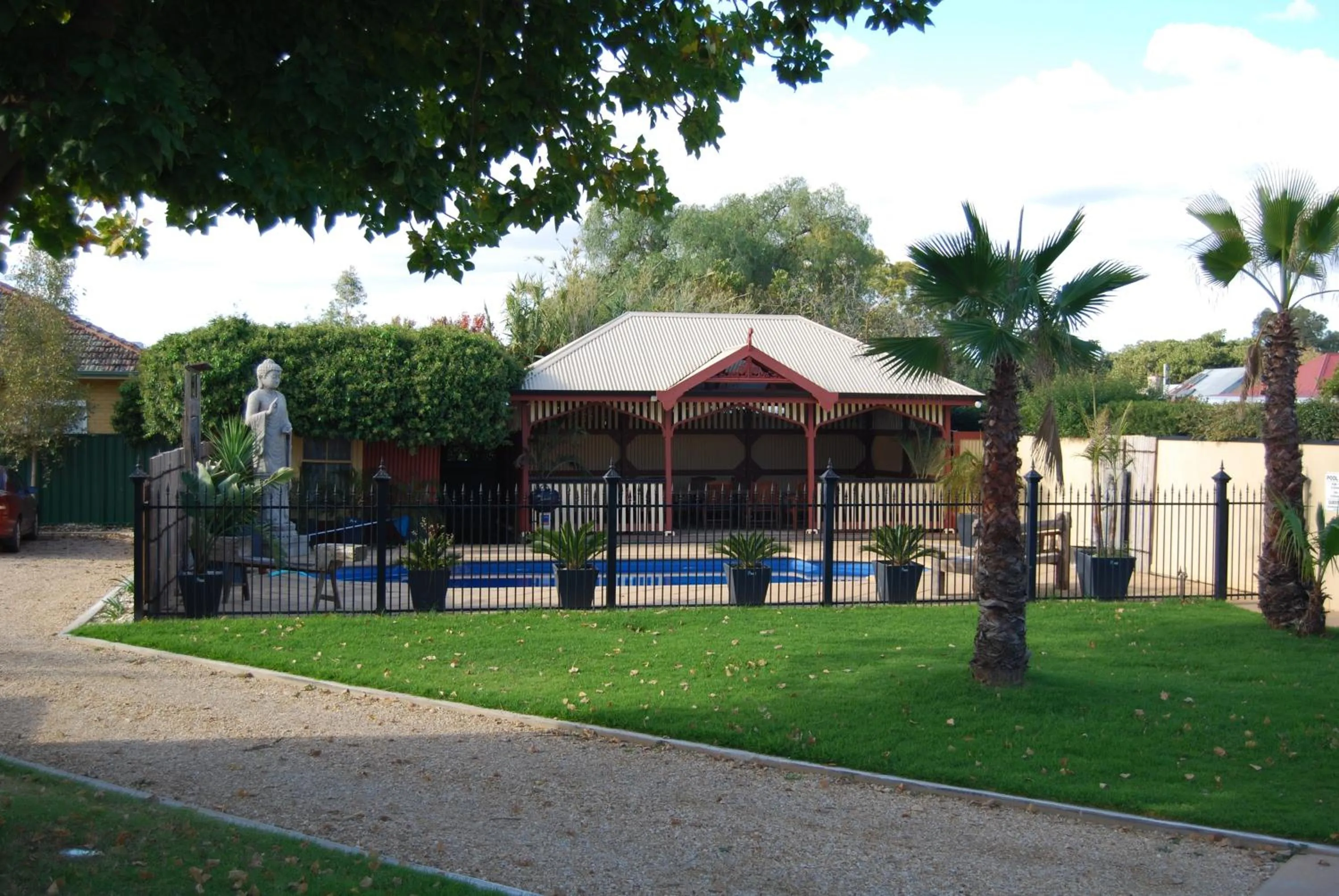 Garden in Barossa Valley Apartments