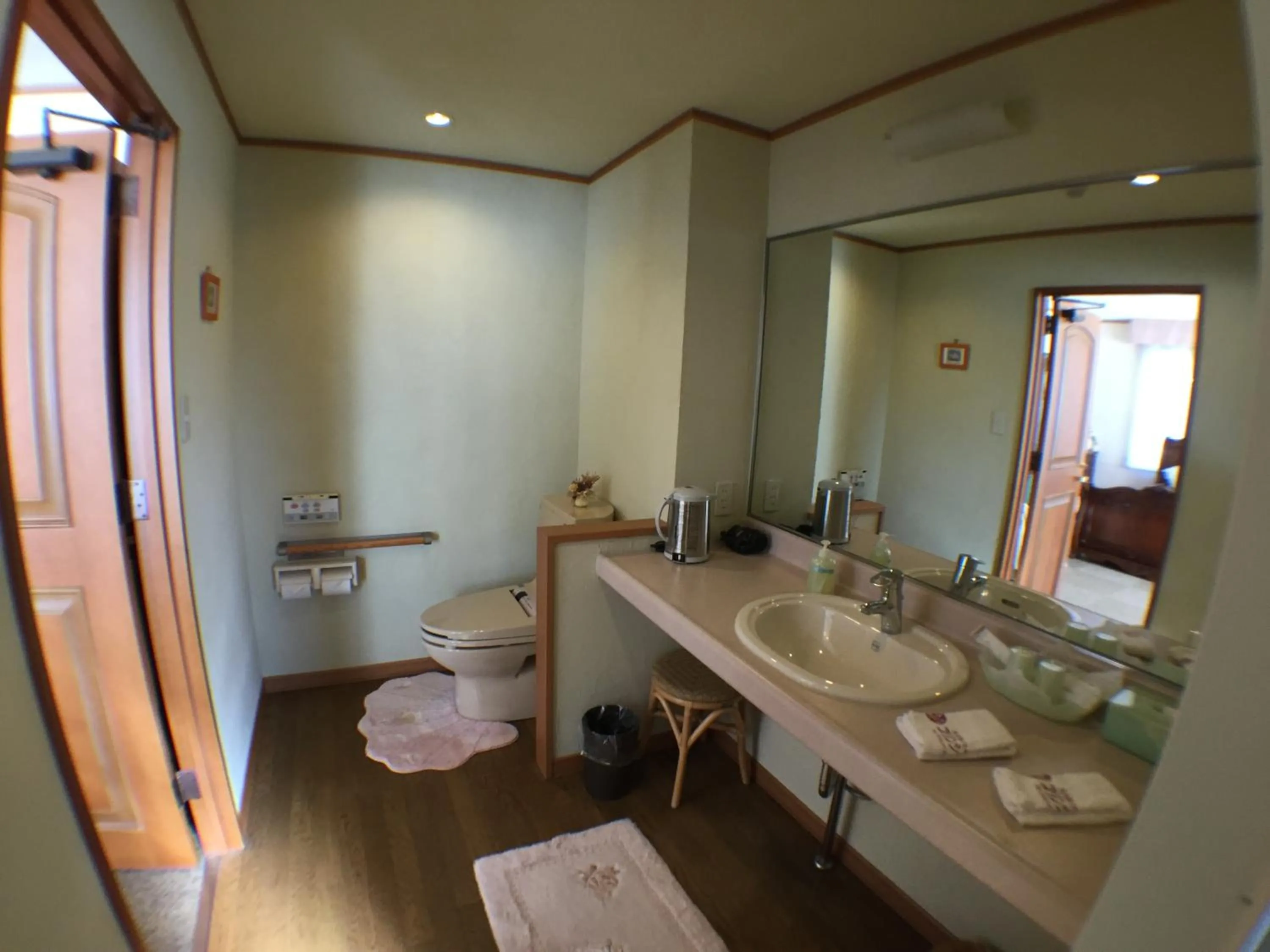 Bathroom in Petit Hotel Corinthian