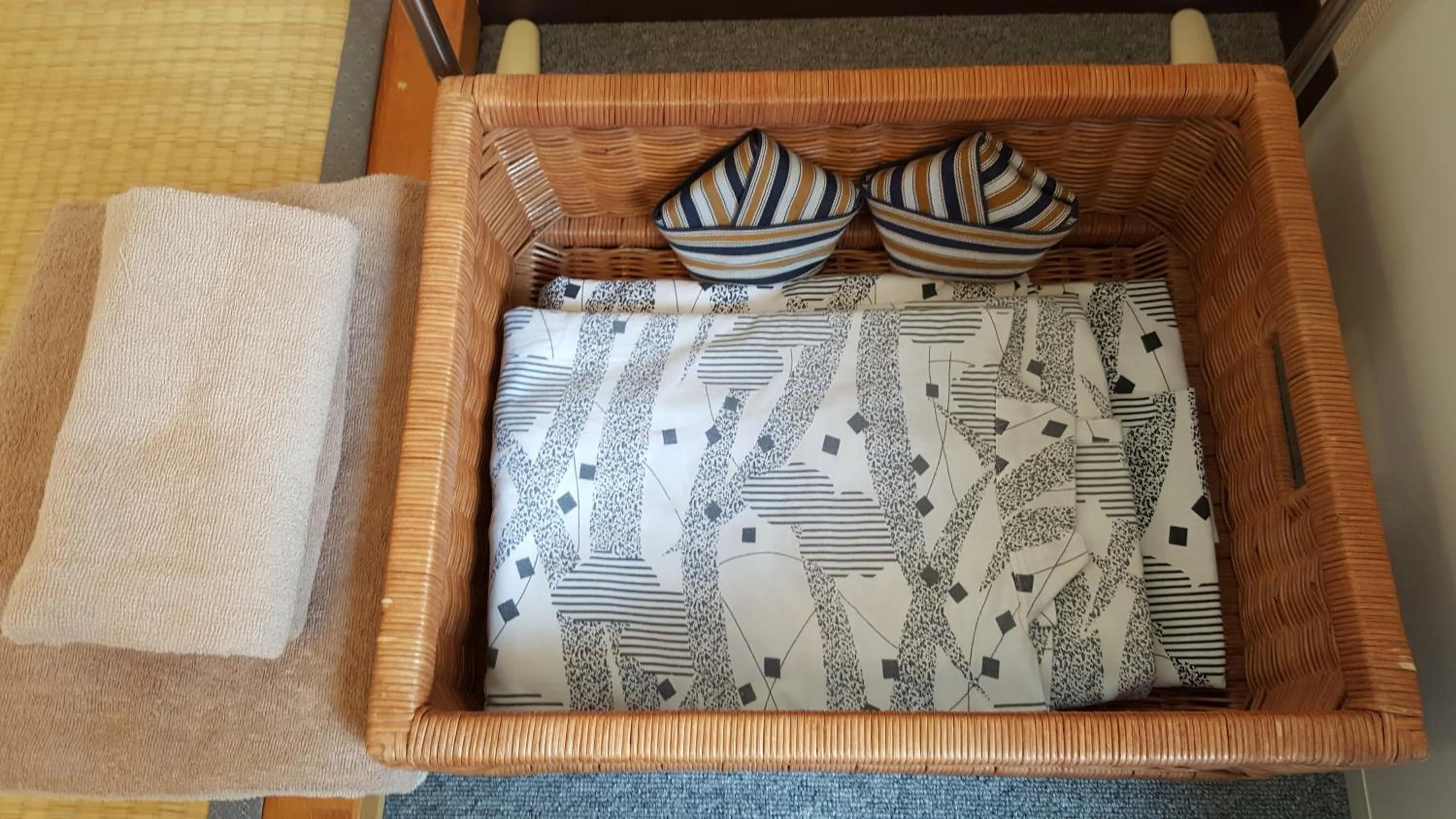 Photo of the whole room, Bed in Granvillage Toya Daiwa Ryokan Annex