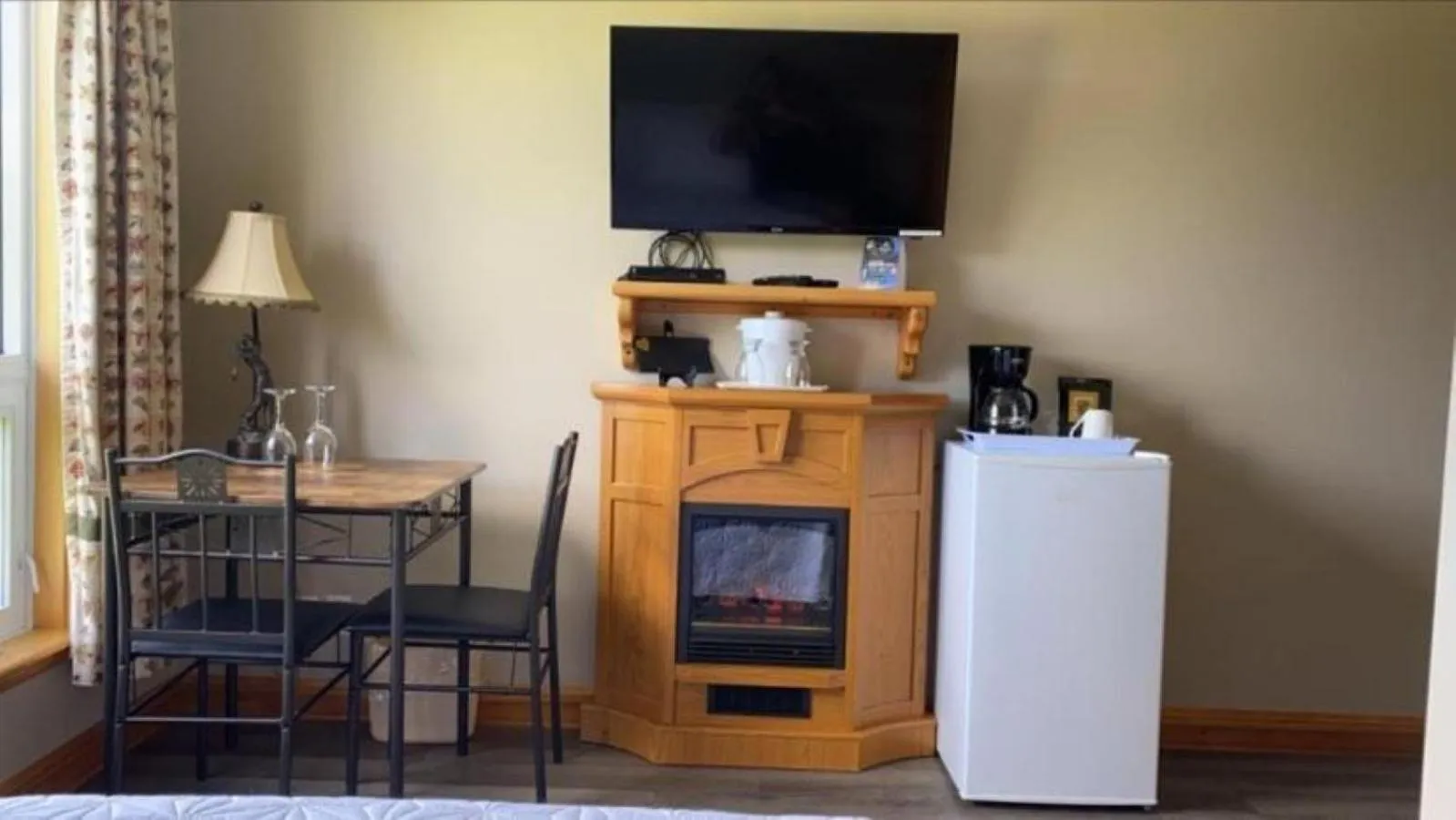 TV and multimedia in Auberge MicKy Inc