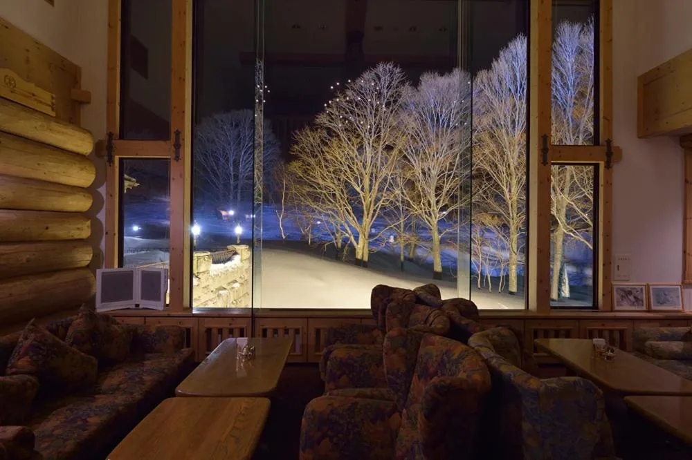 Communal lounge/ TV room in Hotel Grand Phenix Okushiga