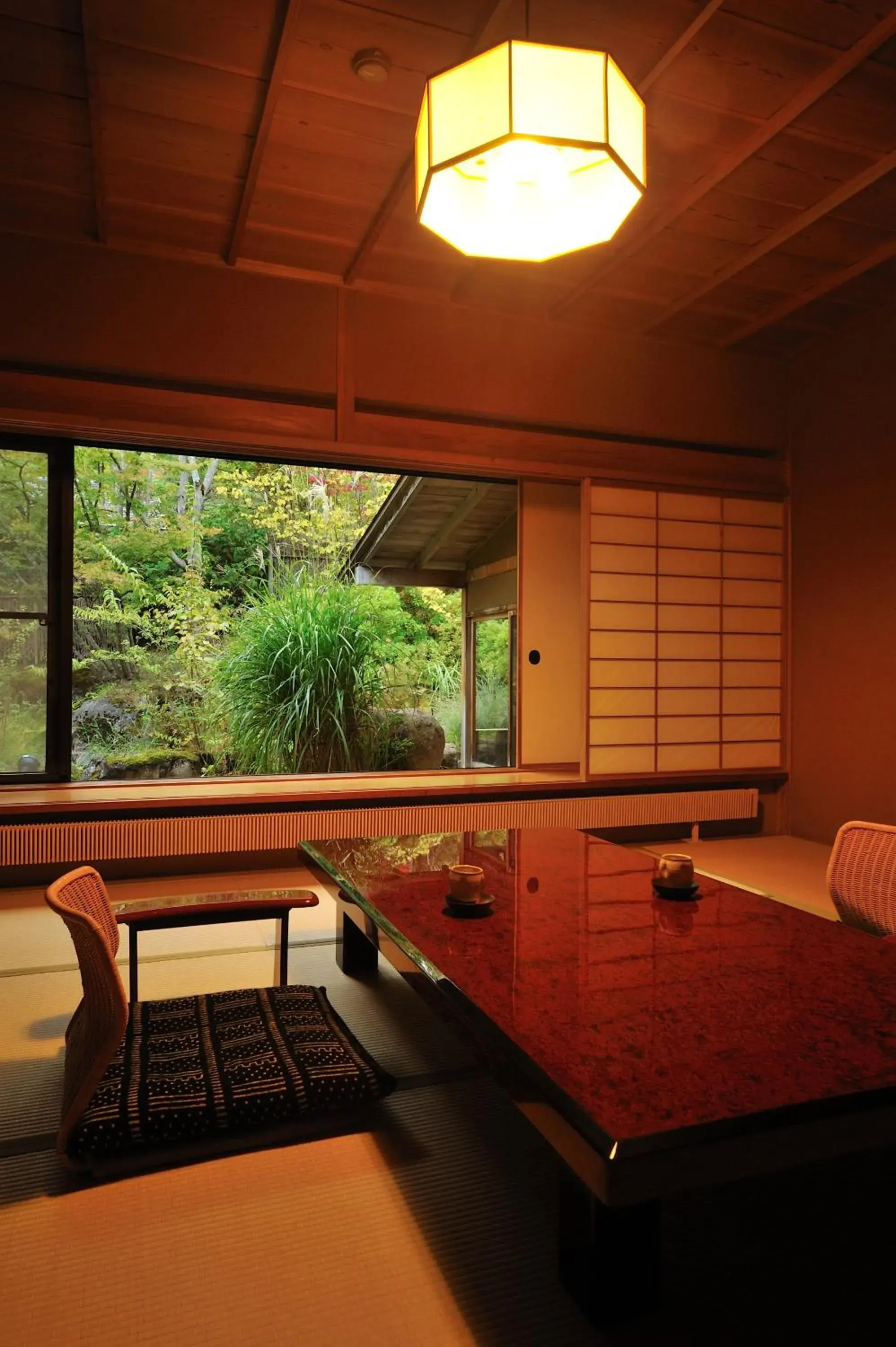 Japanese-Style Executive Room with Semi Open-Air Bath and Balcony - C1 - Garden View in Meigetsuso Japanese-Style Executive Room with Semi Open-Air Bath and Balcony - C1 - Garden View in Meigetsuso