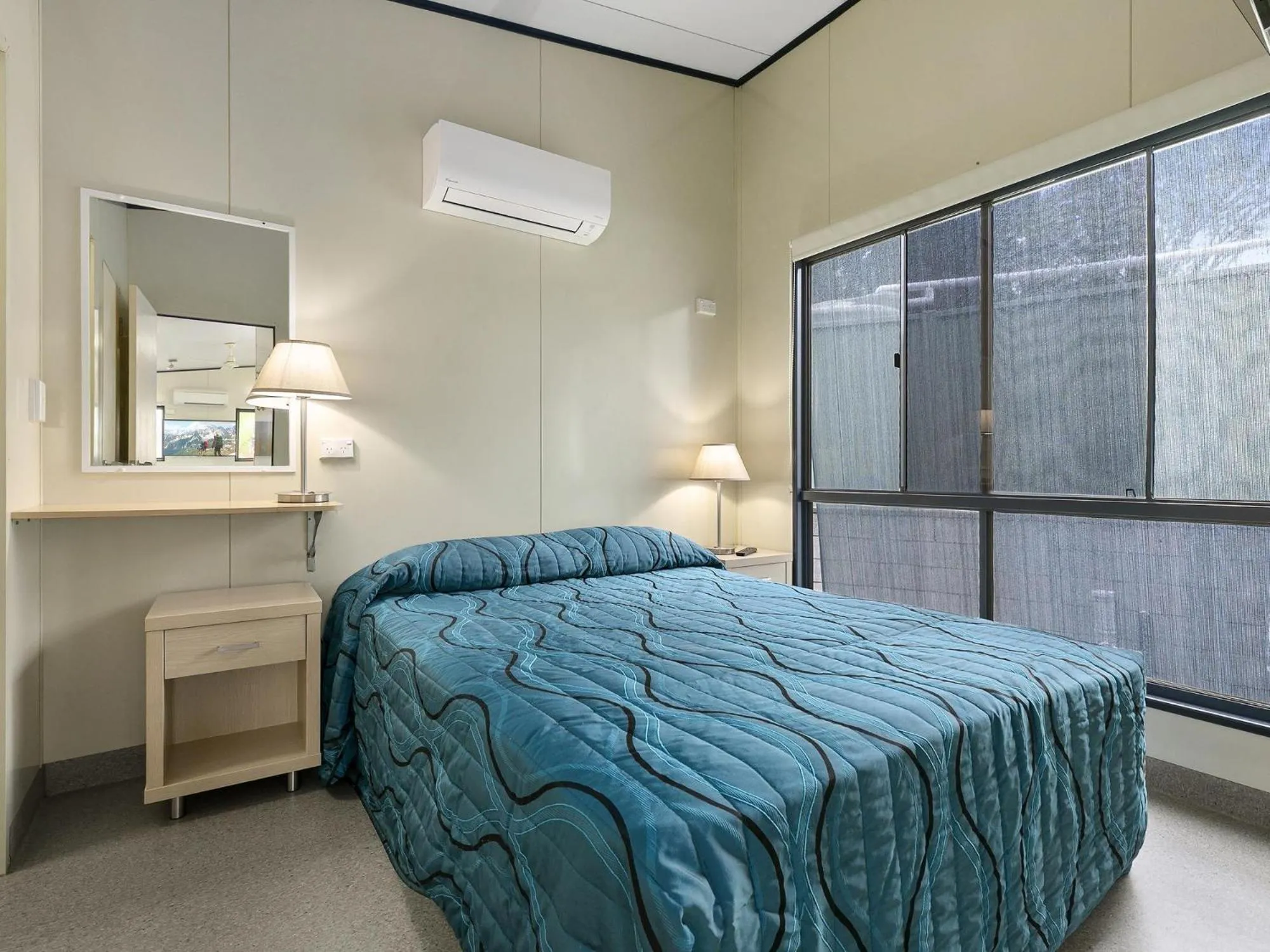 Bedroom, Bed in Ingenia Holidays Noosa North