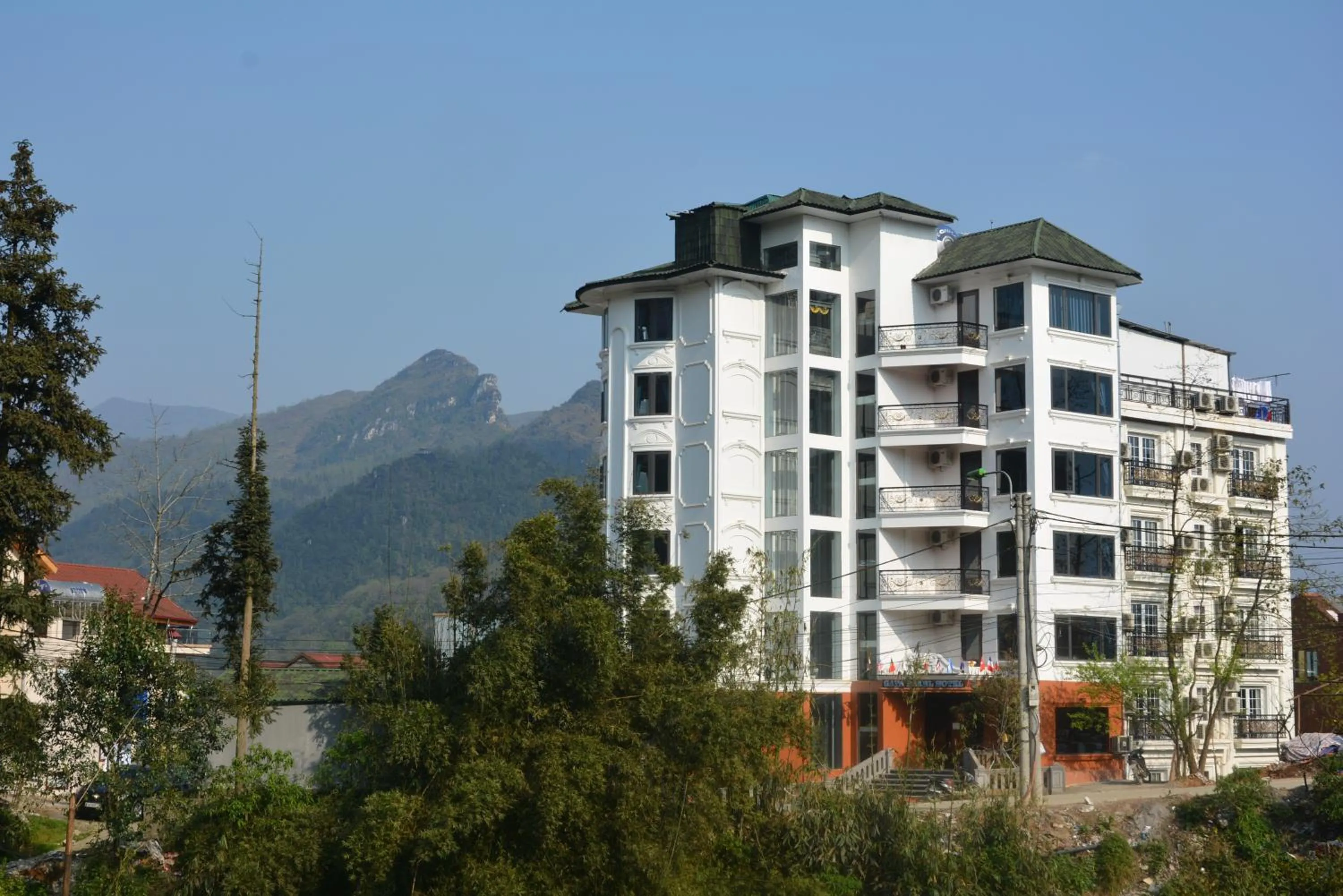 Facade/entrance in Sapa House Hotel Halal Certified