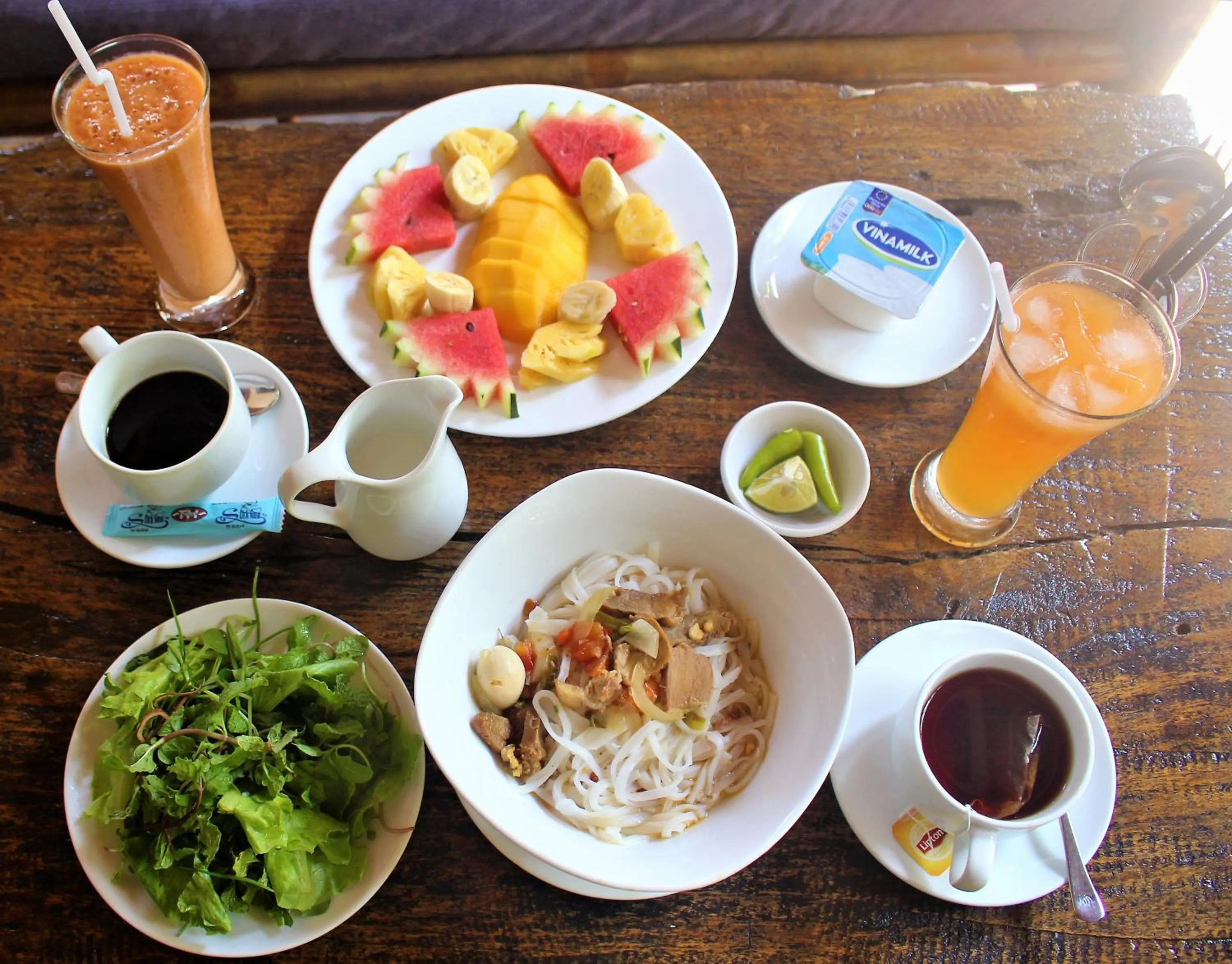 Breakfast in An Bang Hideaway