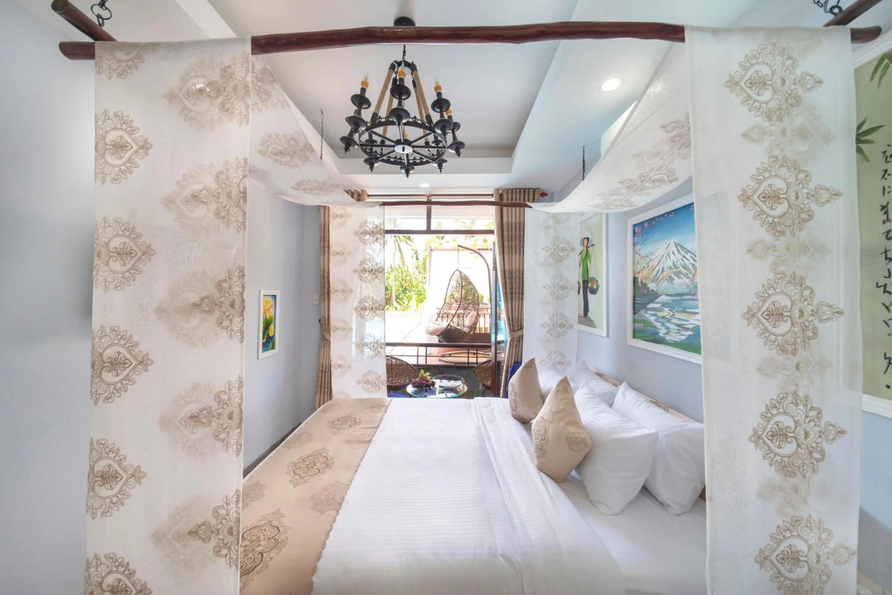 Bed in VIP Garden Villa and Pool Hội an ,