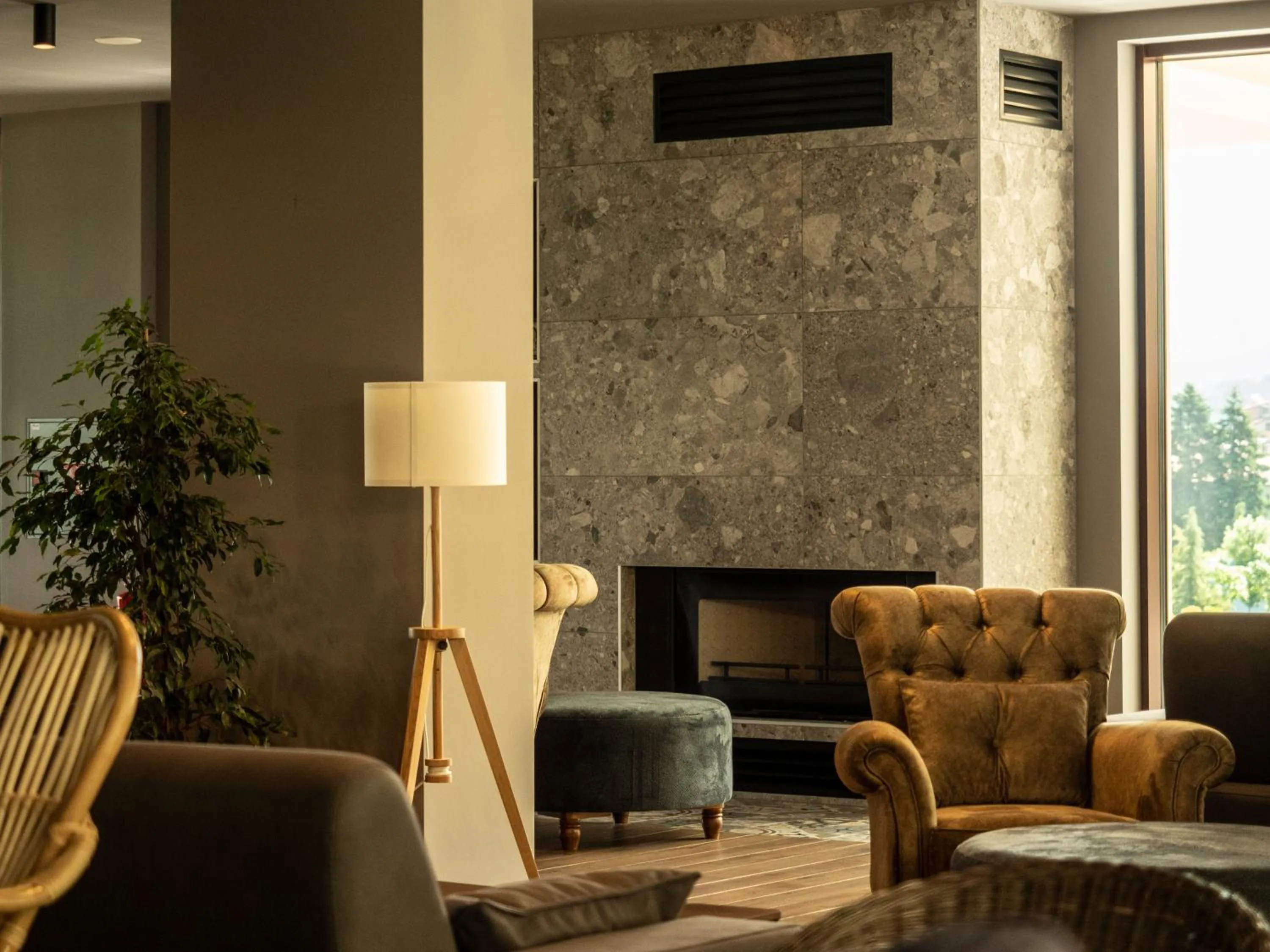 Lounge or bar in The Five Elements Hotel and SPA