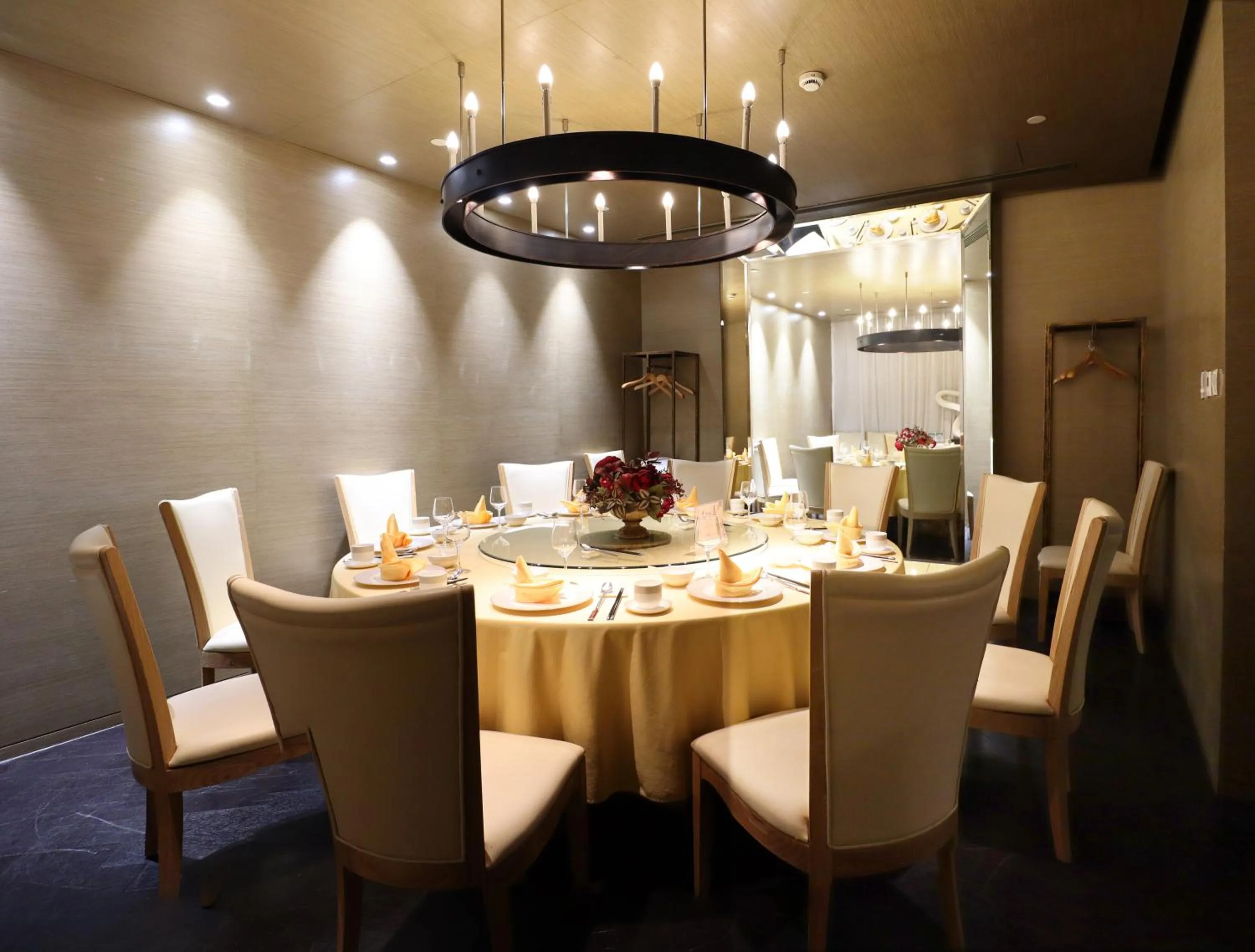 Restaurant/places to eat in Metropolo Dahua Hotel Shanghai